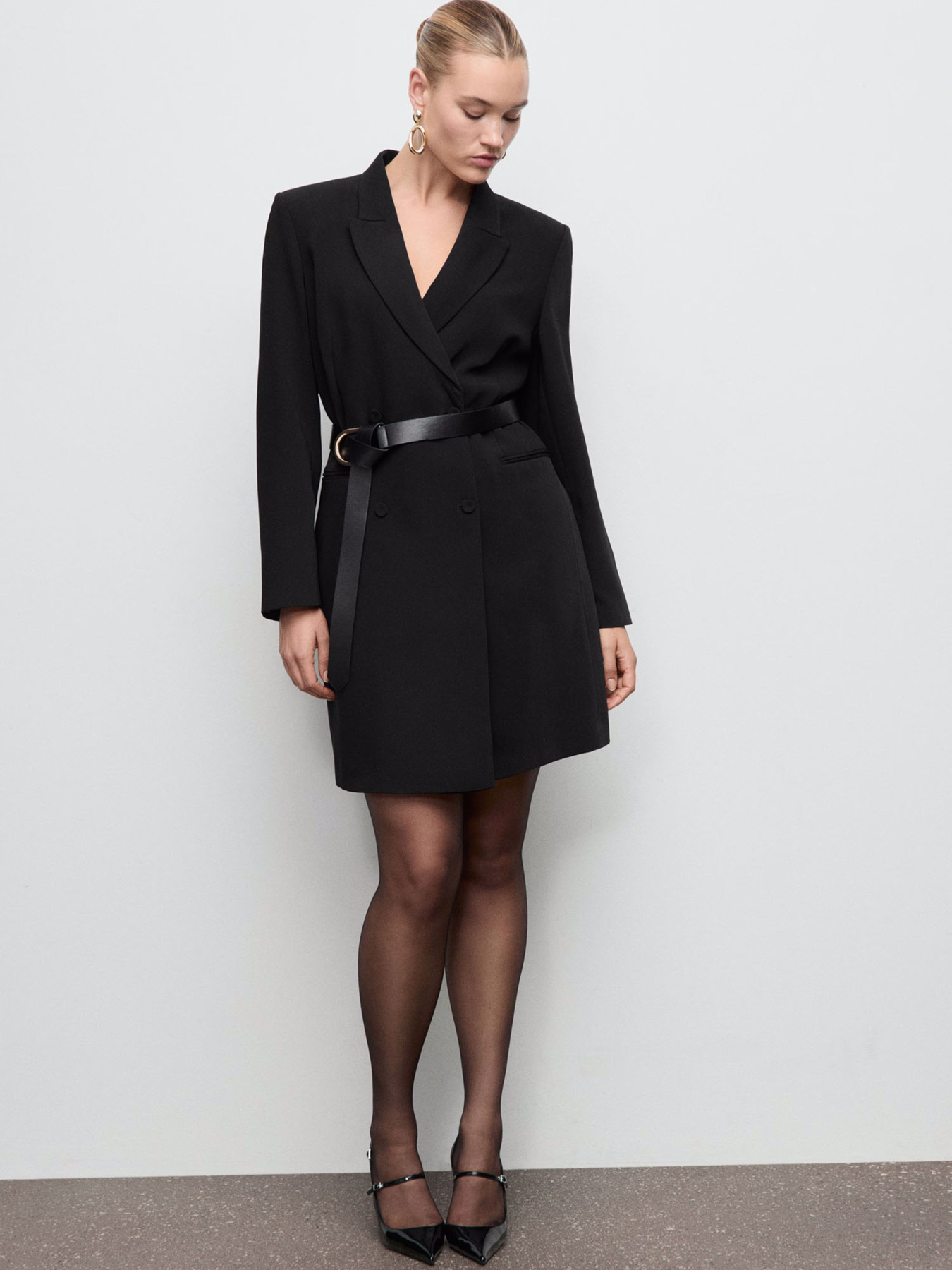 Платье мини MANGO модель 27051231_99 Фото