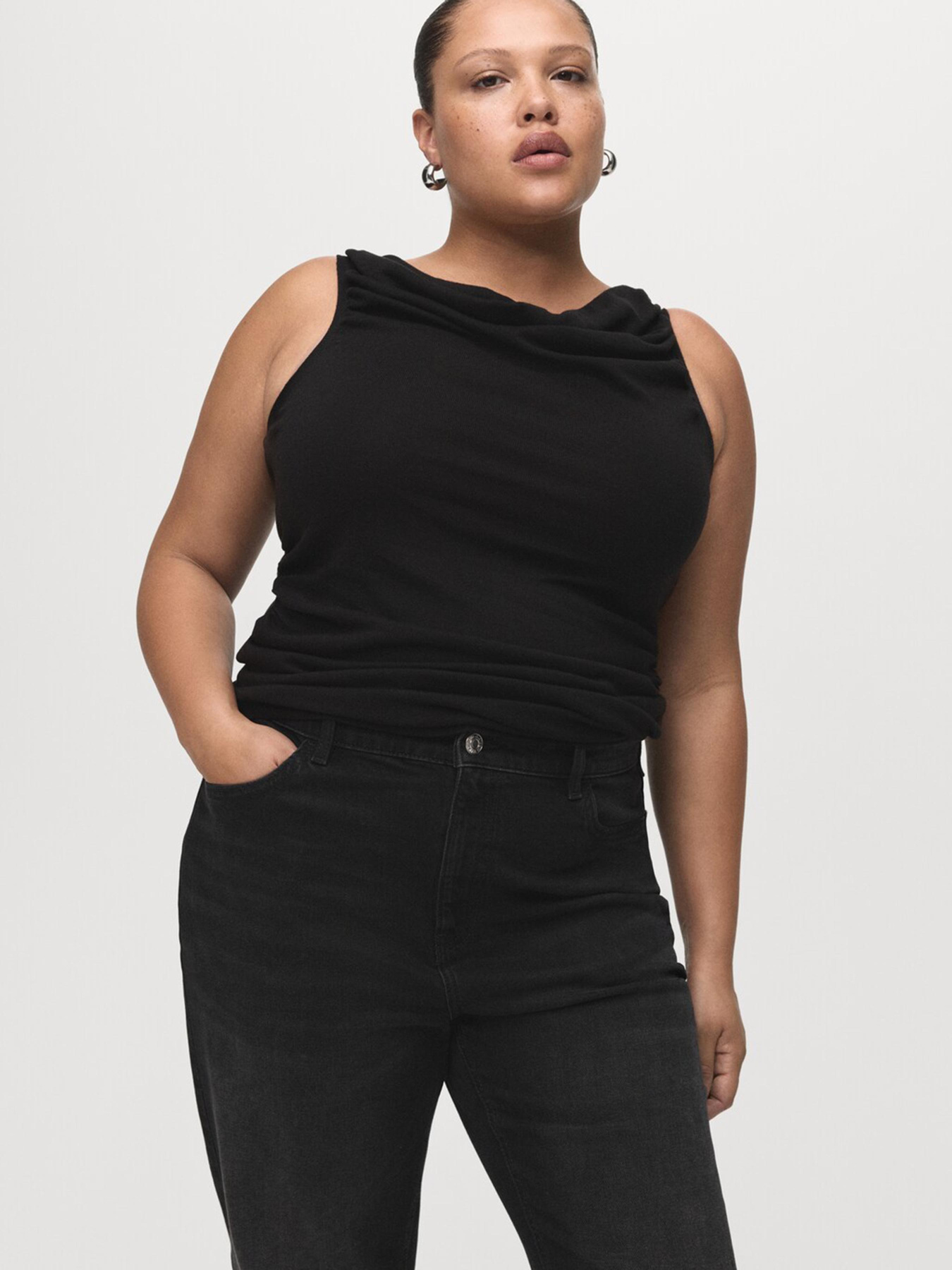 Зауженные джинсы MANGO модель 27011238_TN Фото