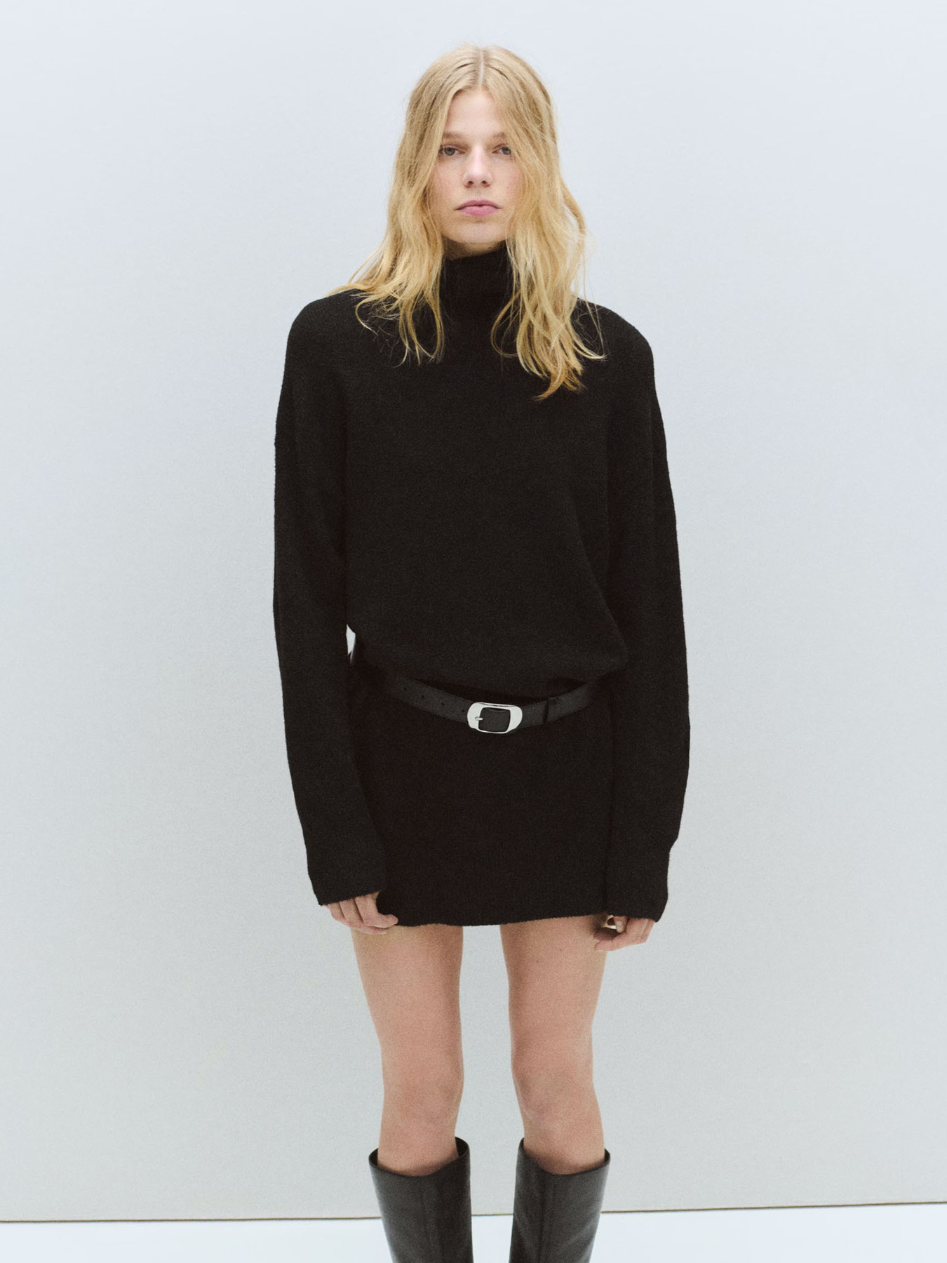 Платье мини MANGO модель 27081215_99 Фото