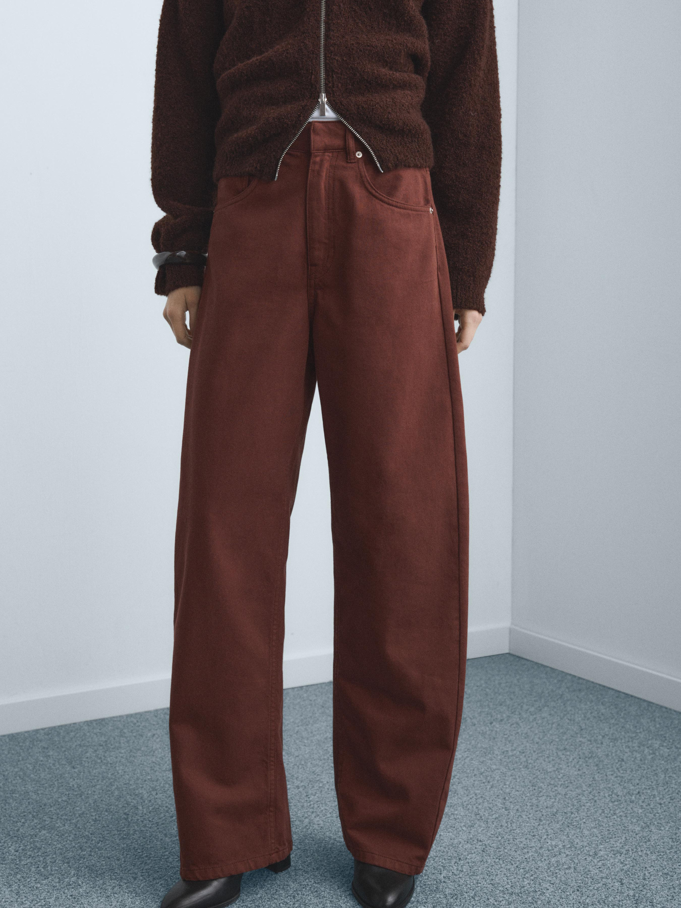 Широкие джинсы MANGO модель 27021319_28 Фото