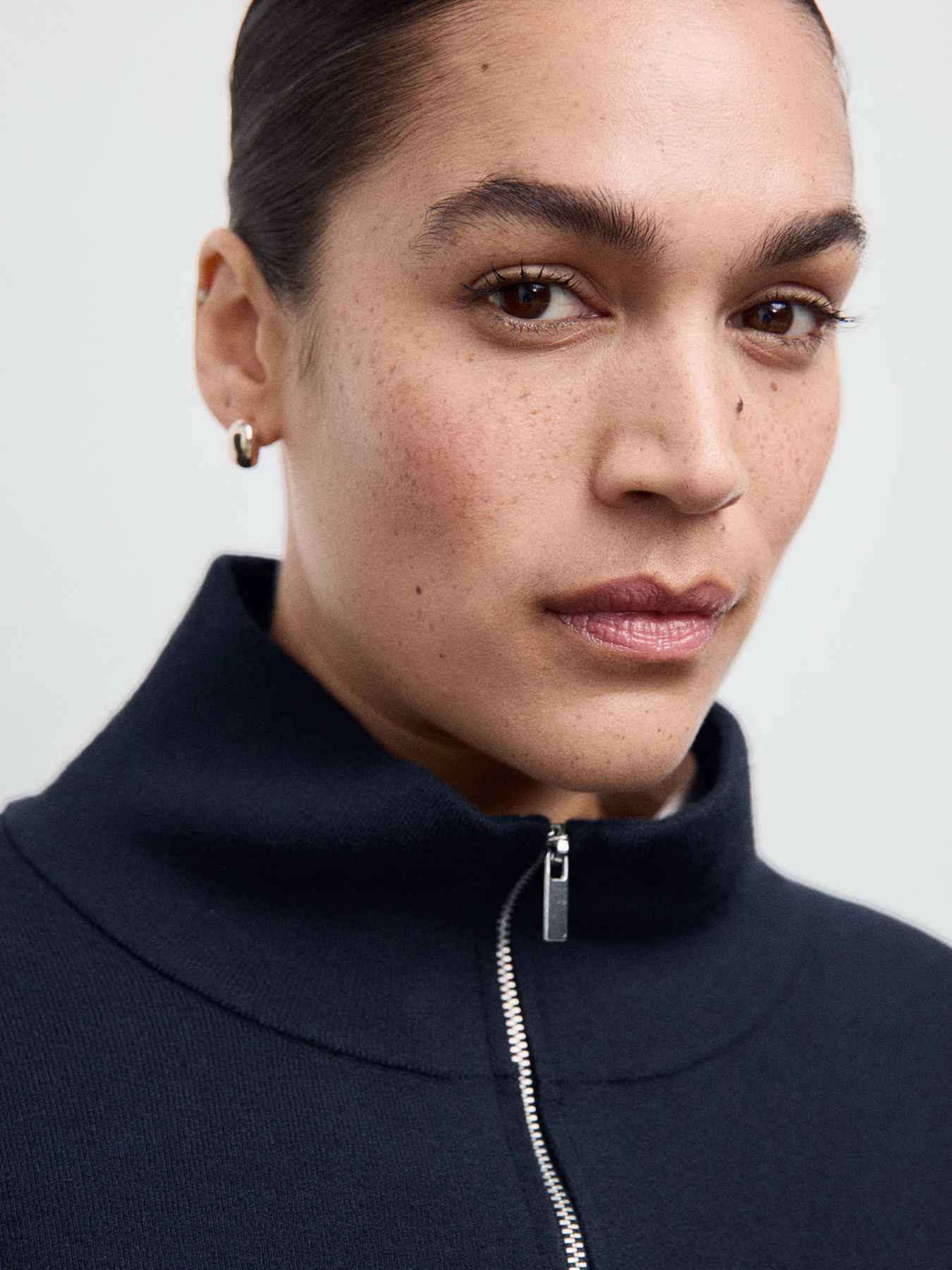 Свитшот MANGO модель 27051263_56 Фото