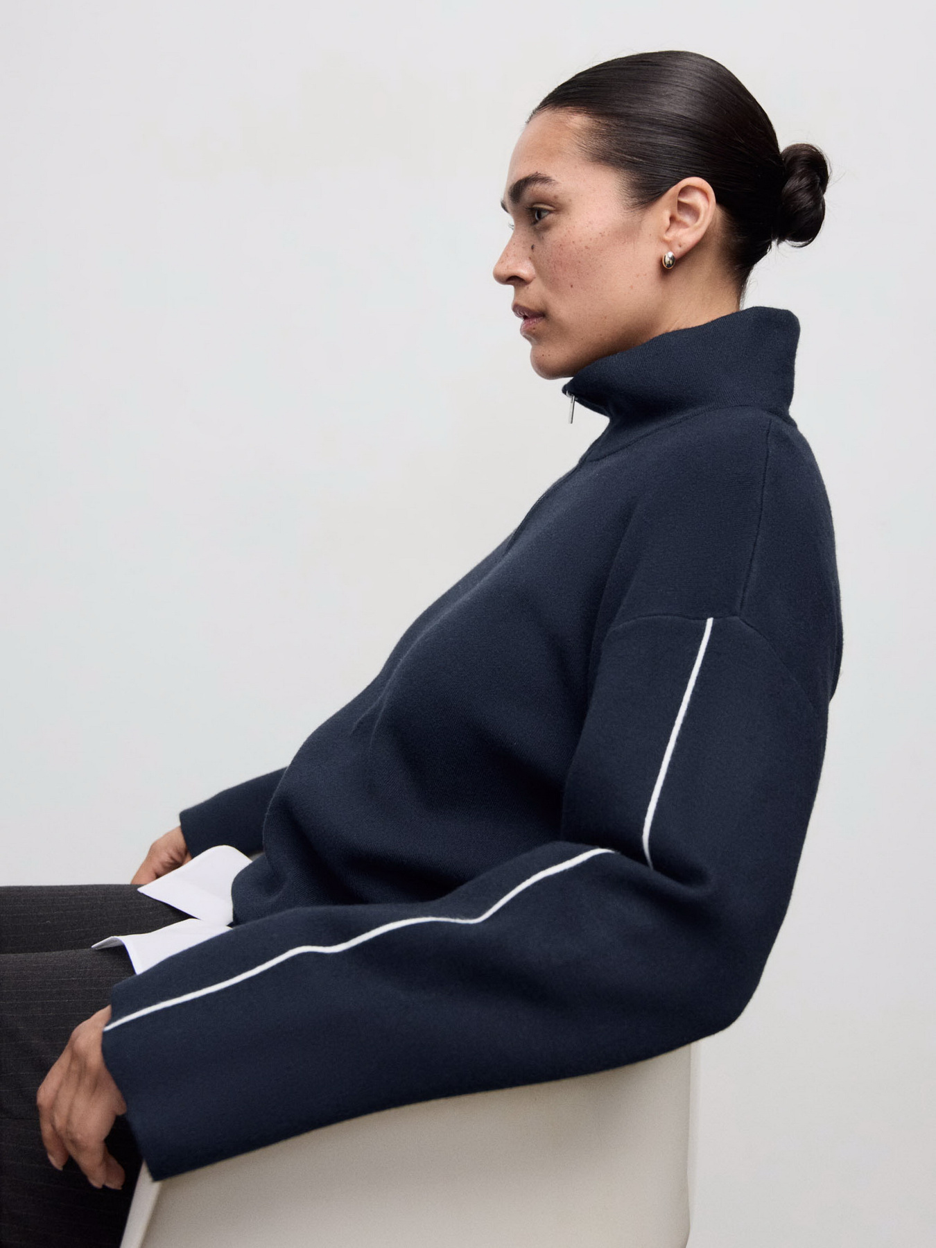 Свитшот MANGO модель 27051263_56 Фото