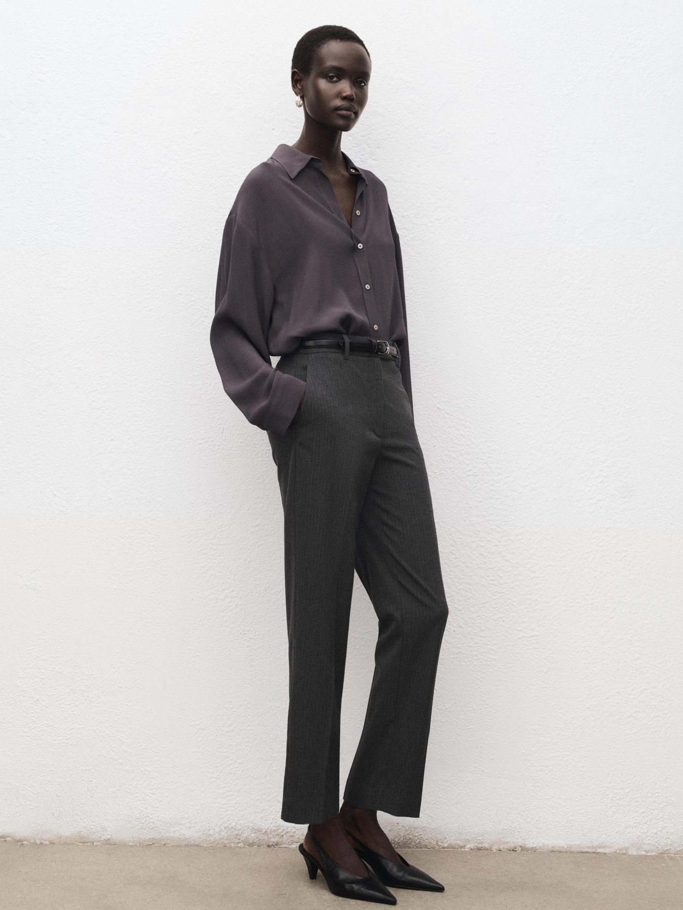 Классические штаны MANGO модель 27071264_92 Классические штаны MANGO модель 27071264_92 Фото