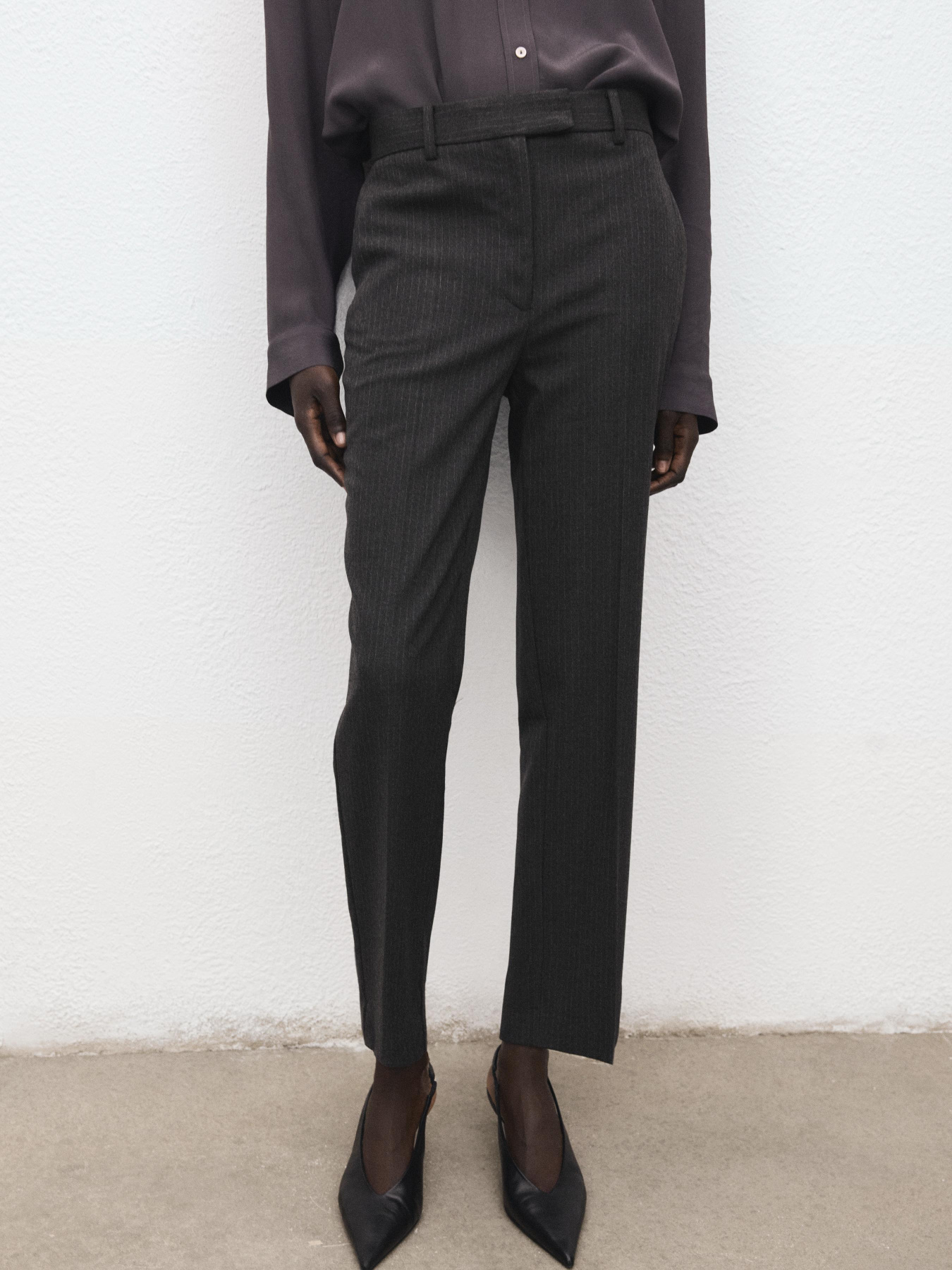 Классические штаны MANGO модель 27071264_92 Классические штаны MANGO модель 27071264_92 Фото