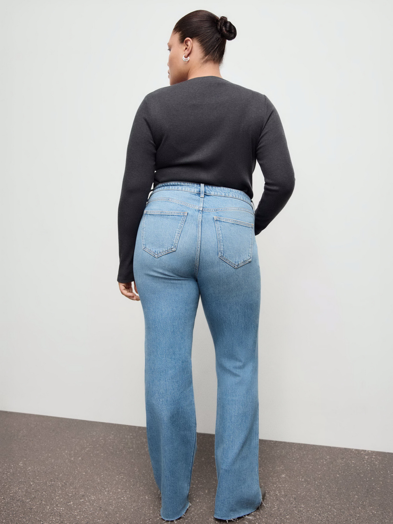 Расклешенные джинсы MANGO модель 27001243_TM Расклешенные джинсы MANGO модель 27001243_TM Фото