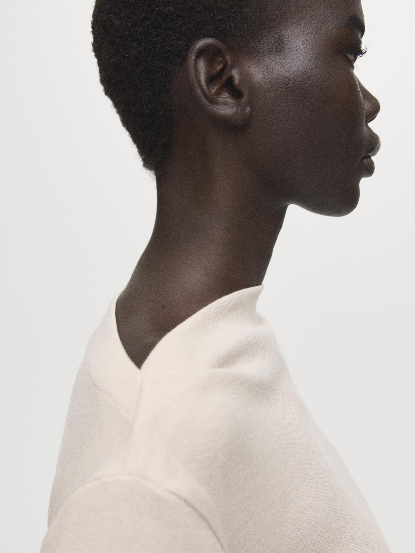 Лонгслів MANGO модель 27001360_7 Лонгслів MANGO модель 27001360_7 Фото