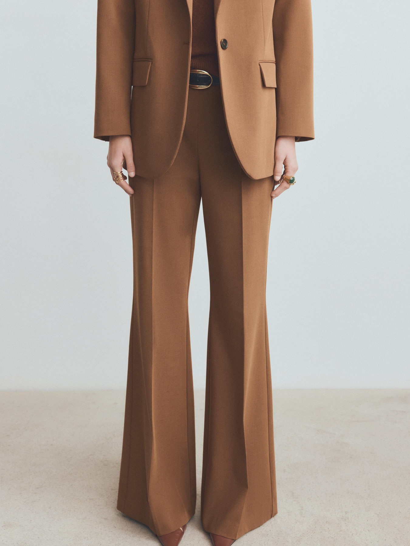 Брюки классические MANGO модель 27011300_17 Фото