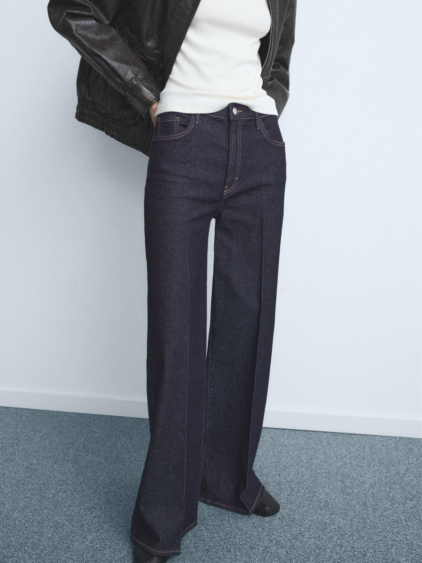 Прямые джинсы MANGO модель 27021197_TS Прямые джинсы MANGO модель 27021197_TS Фото