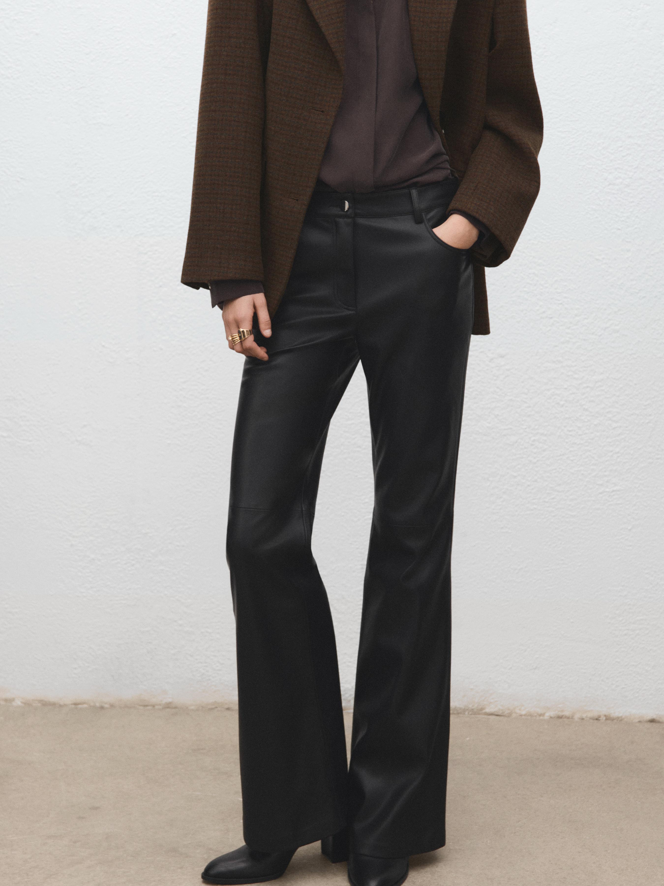 Штани повсякденні MANGO модель 27031295_99 Фото