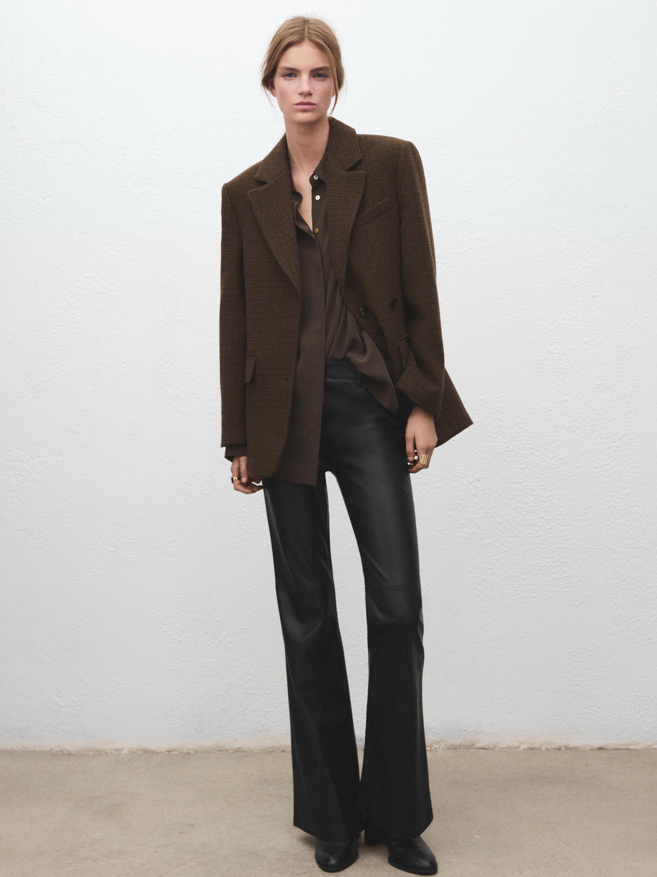 Повсякденні штани MANGO модель 27031295_99 Повсякденні штани MANGO модель 27031295_99 Фото