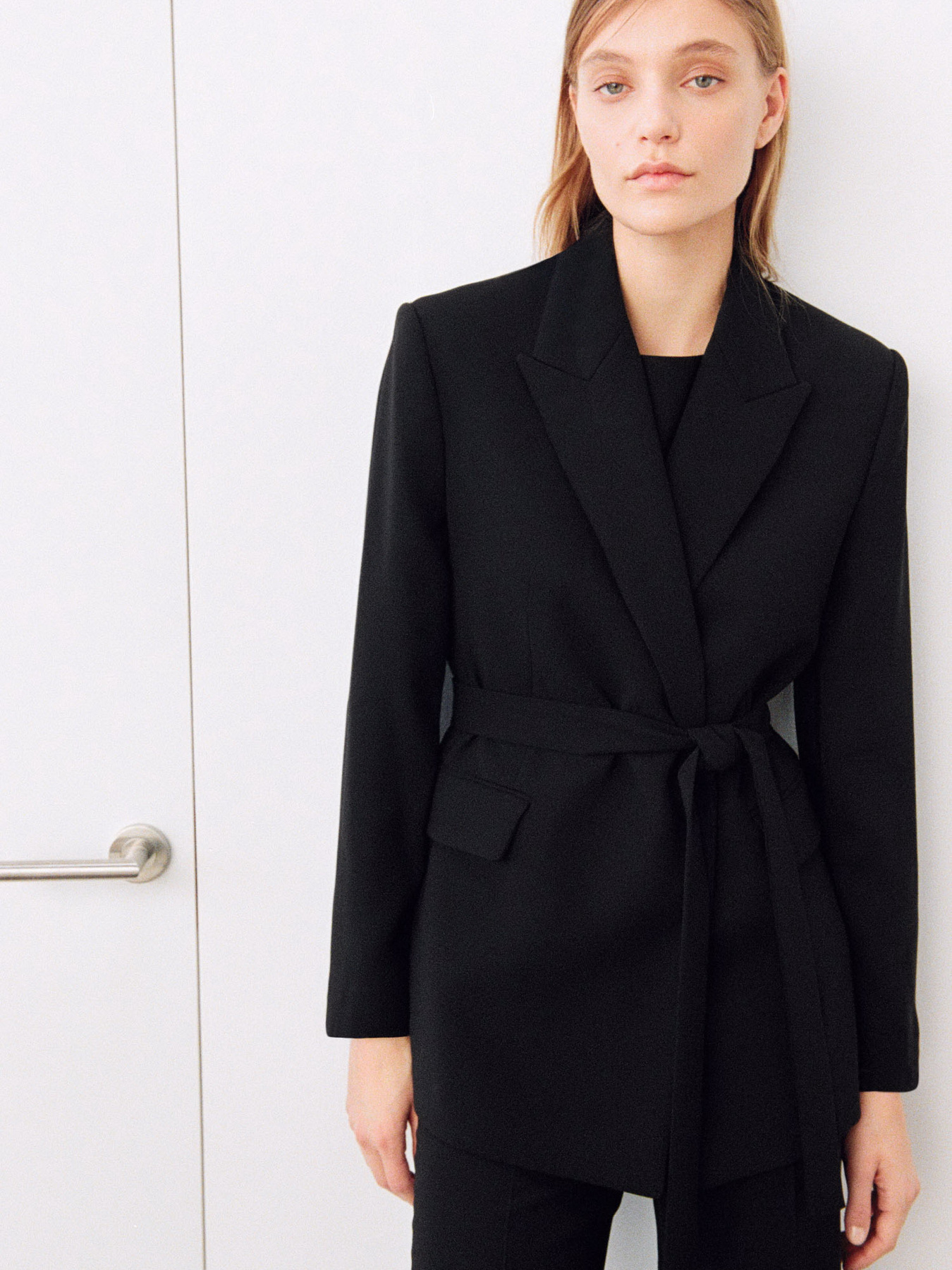 Пиджак MANGO модель 27051320_99 Фото