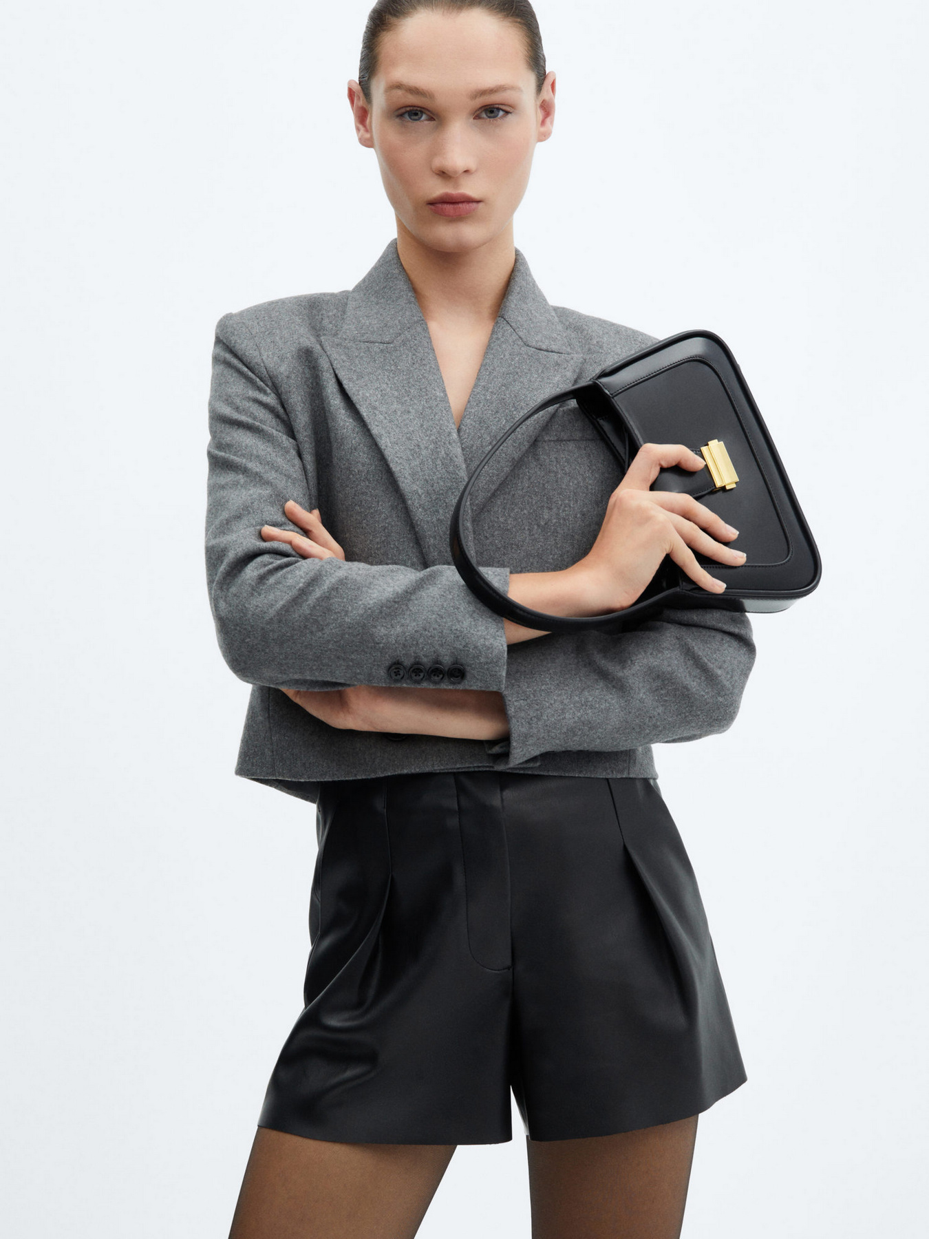 Шорты MANGO Laos модель 67061506_99 Фото