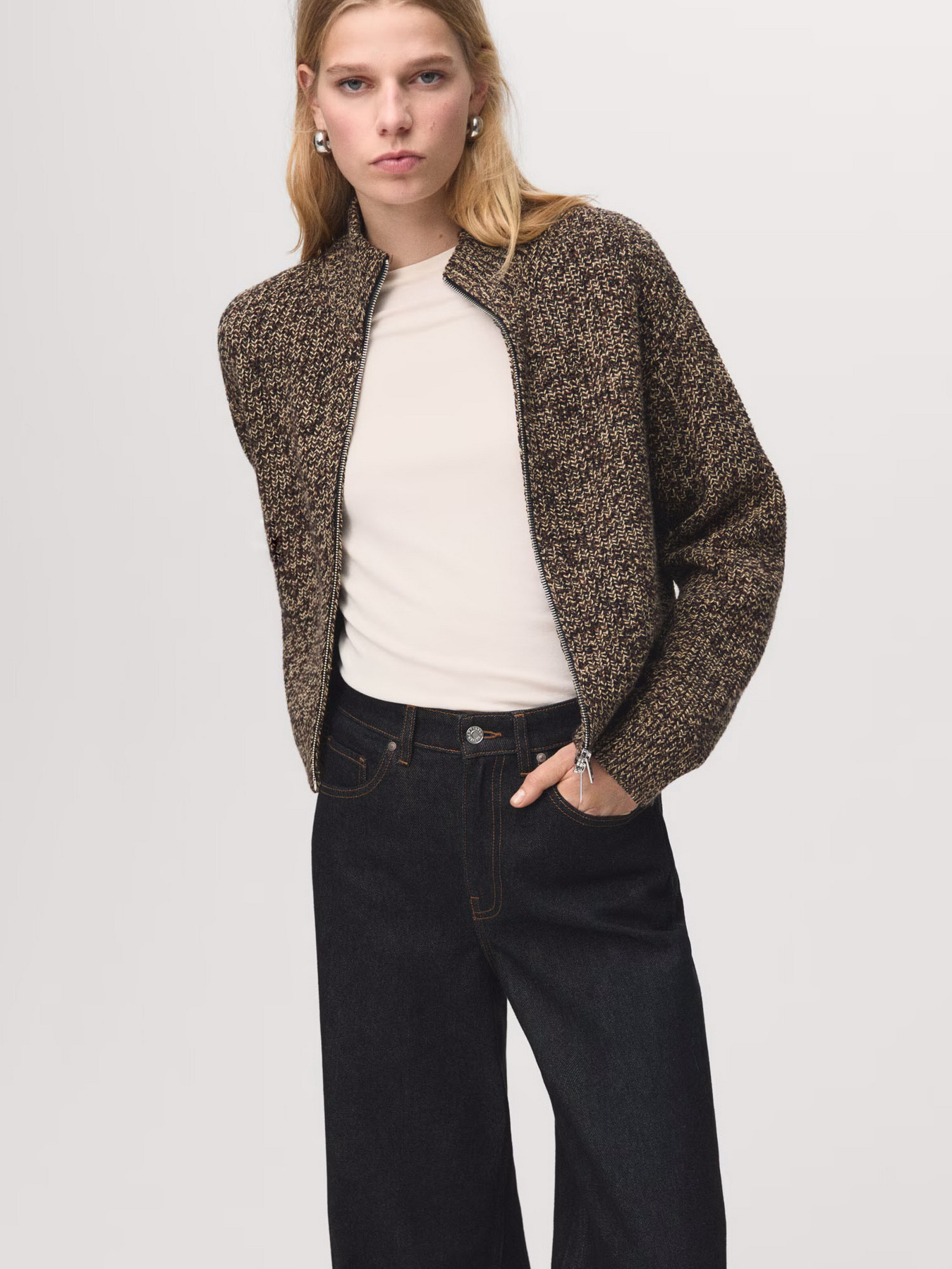 Прямые джинсы MANGO модель 27001247_TS Фото