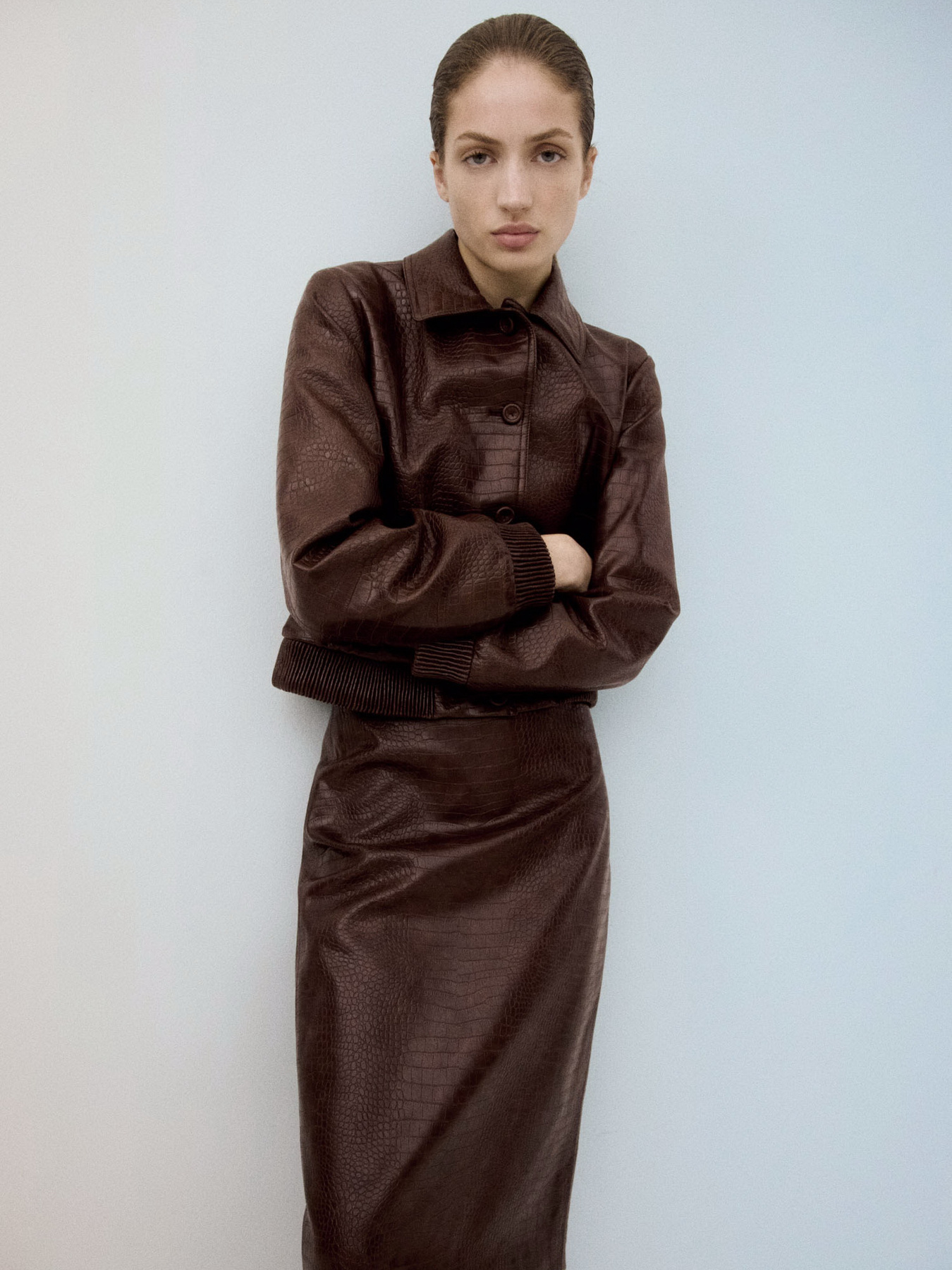 Шкіряна куртка MANGO модель 27061239_30 Фото