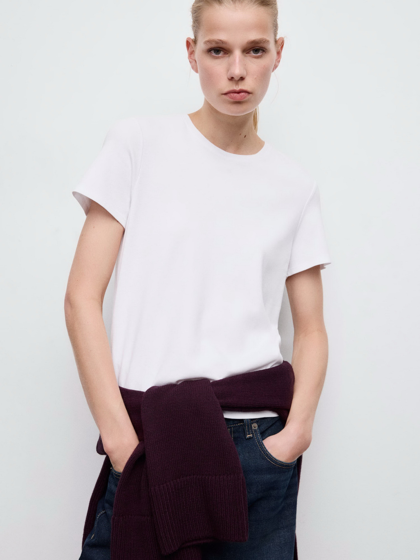 Футболка MANGO модель 27063312_1 Футболка MANGO модель 27063312_1 Фото