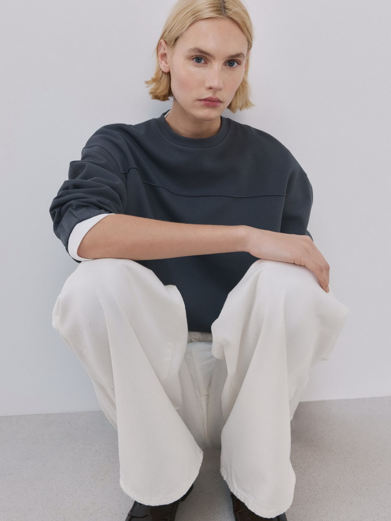 Світшот MANGO модель 27083315_52 Фото