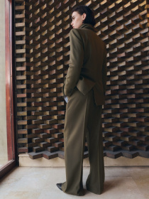 Классические штаны MANGO модель 27083333_37 Фото