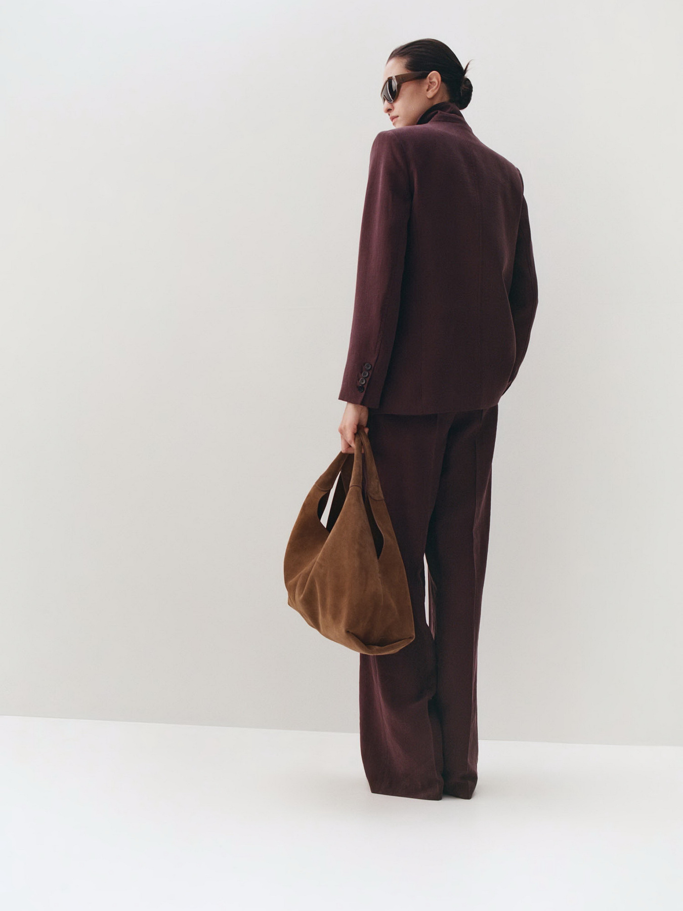 Классические штаны MANGO модель 27024788_65 Фото