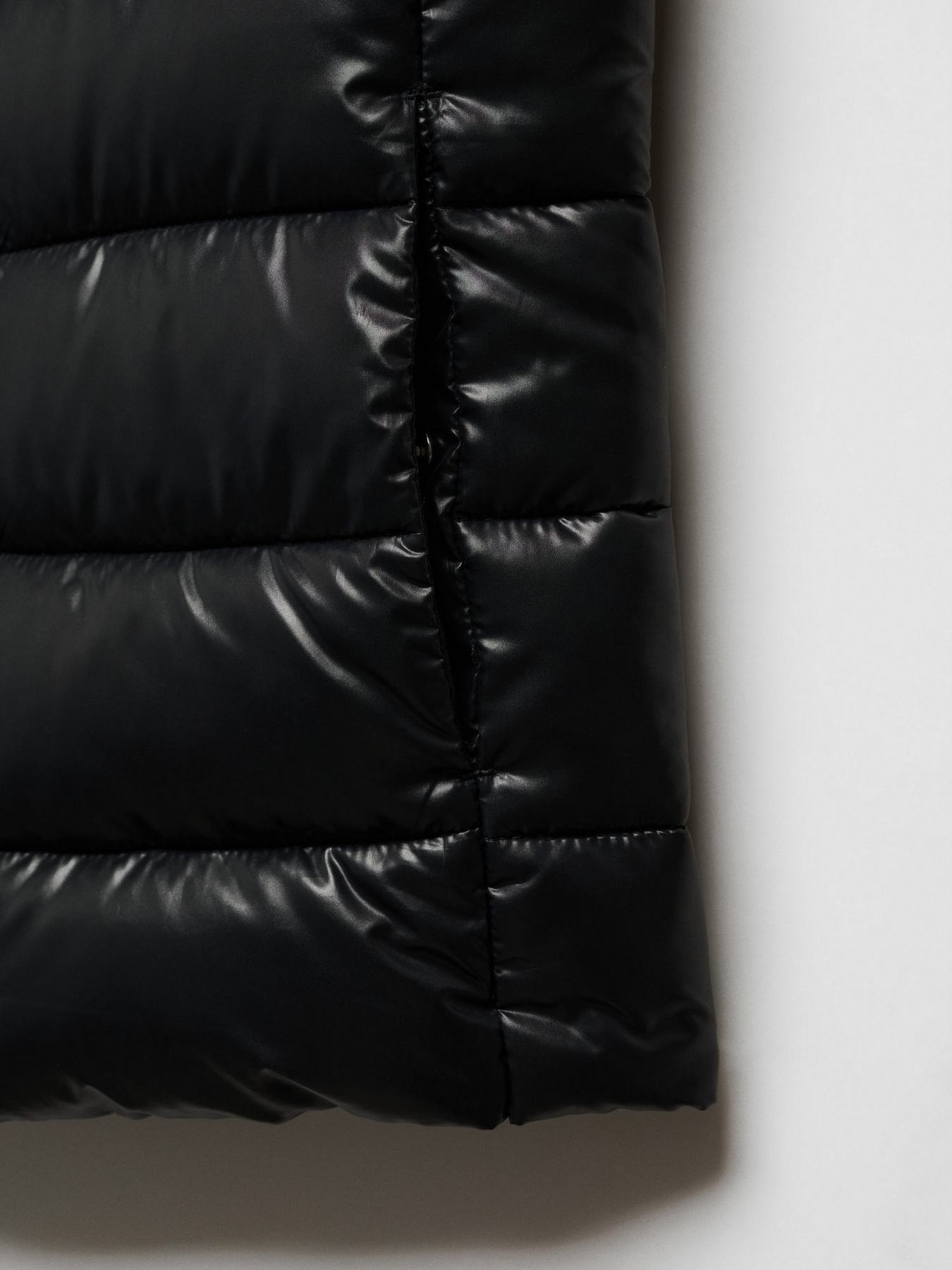 Утепленный жилет MANGO Blanvest модель 67092908_99 Утепленный жилет MANGO Blanvest модель 67092908_99 Фото