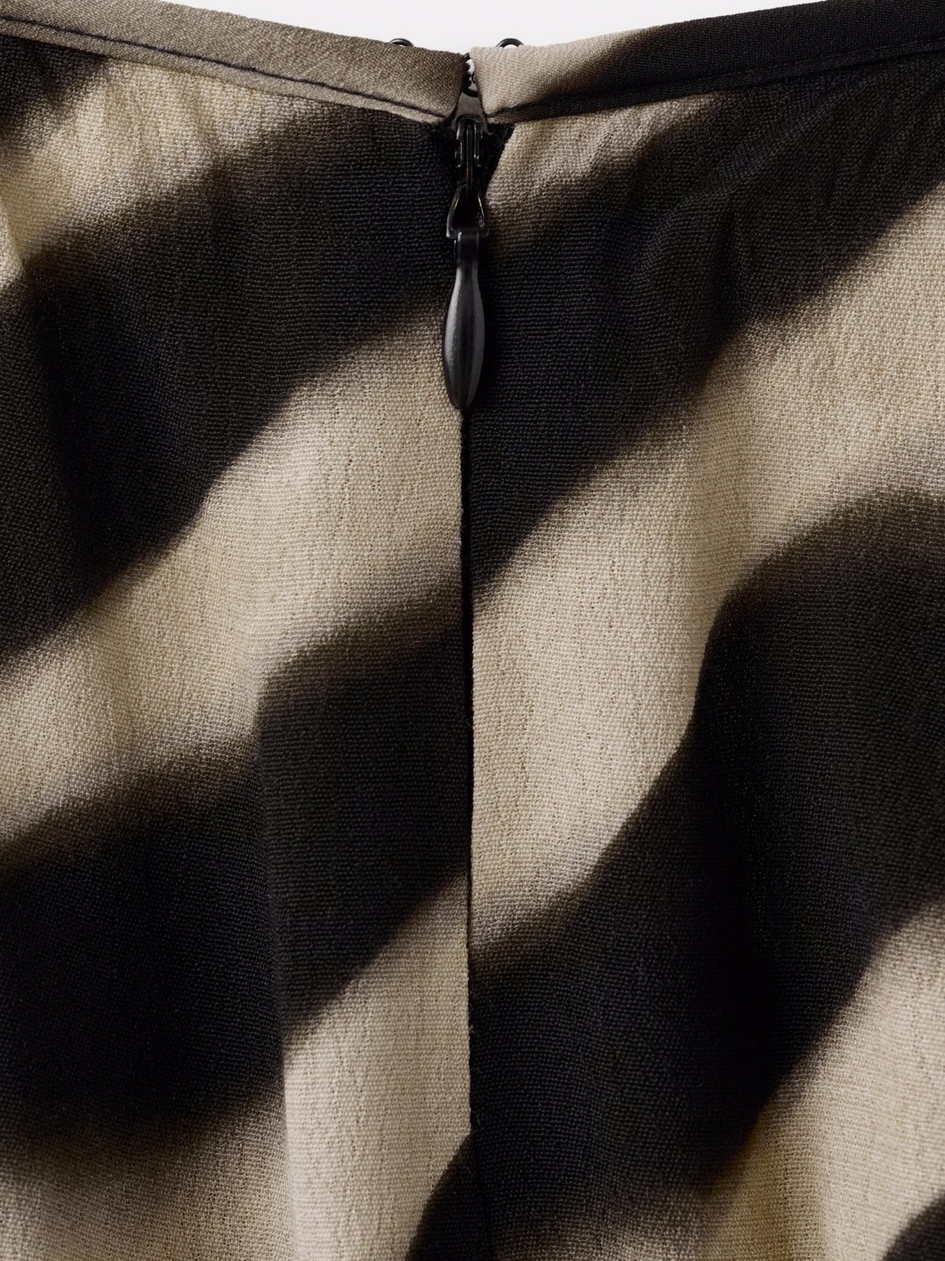 Повседневные штаны MANGO модель 27084099_99 Фото