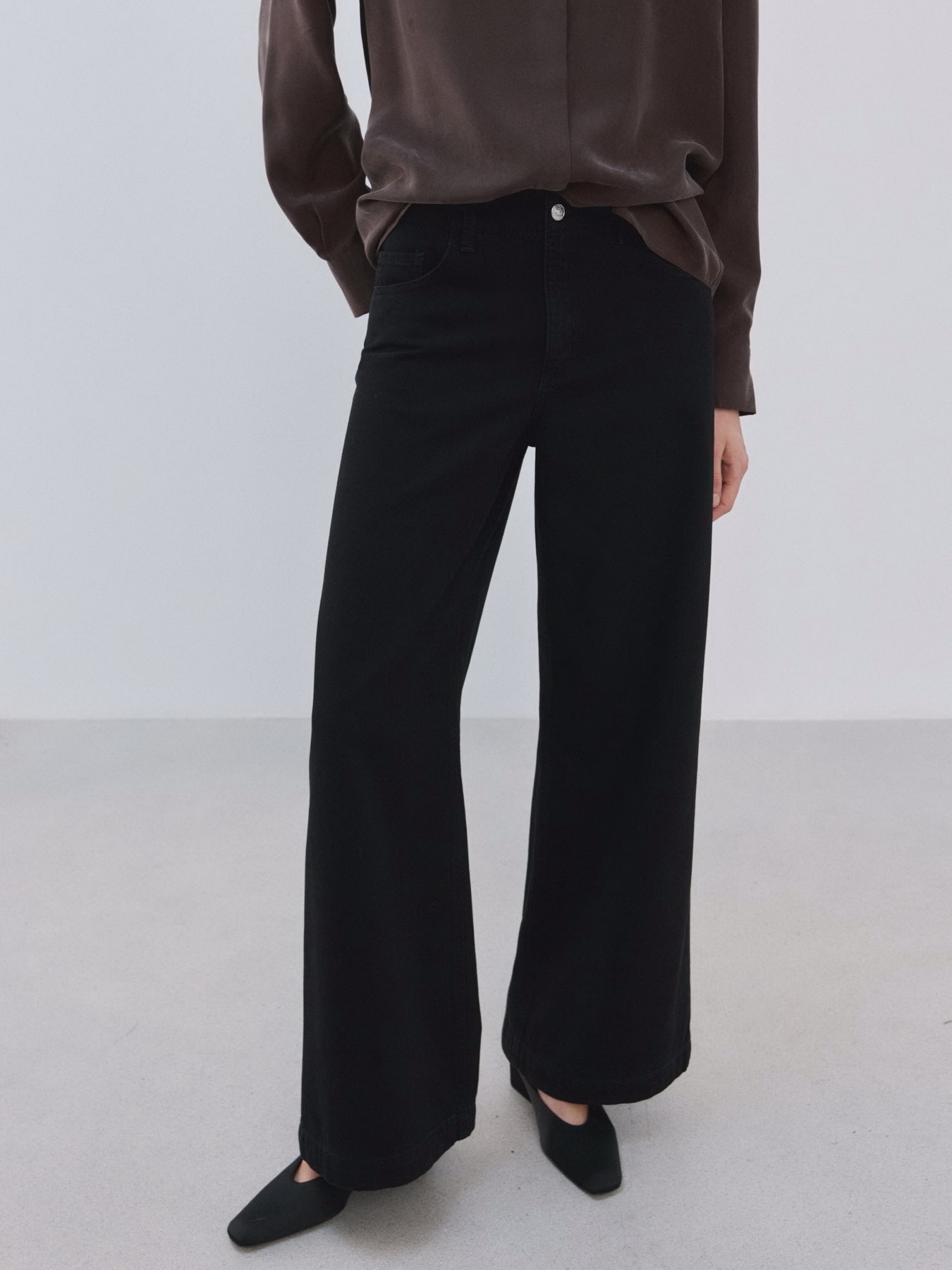 Широкі джинси MANGO модель 27014075_TN Фото