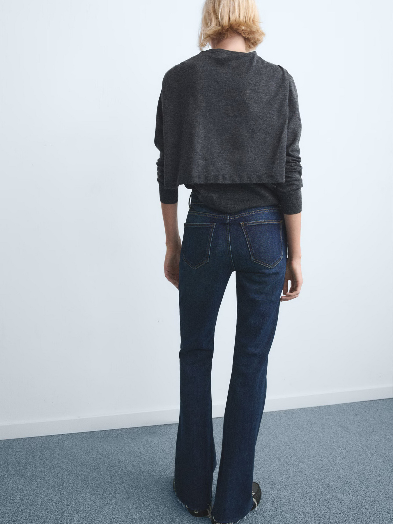 Джинси кльош MANGO модель 27011235_TO Фото