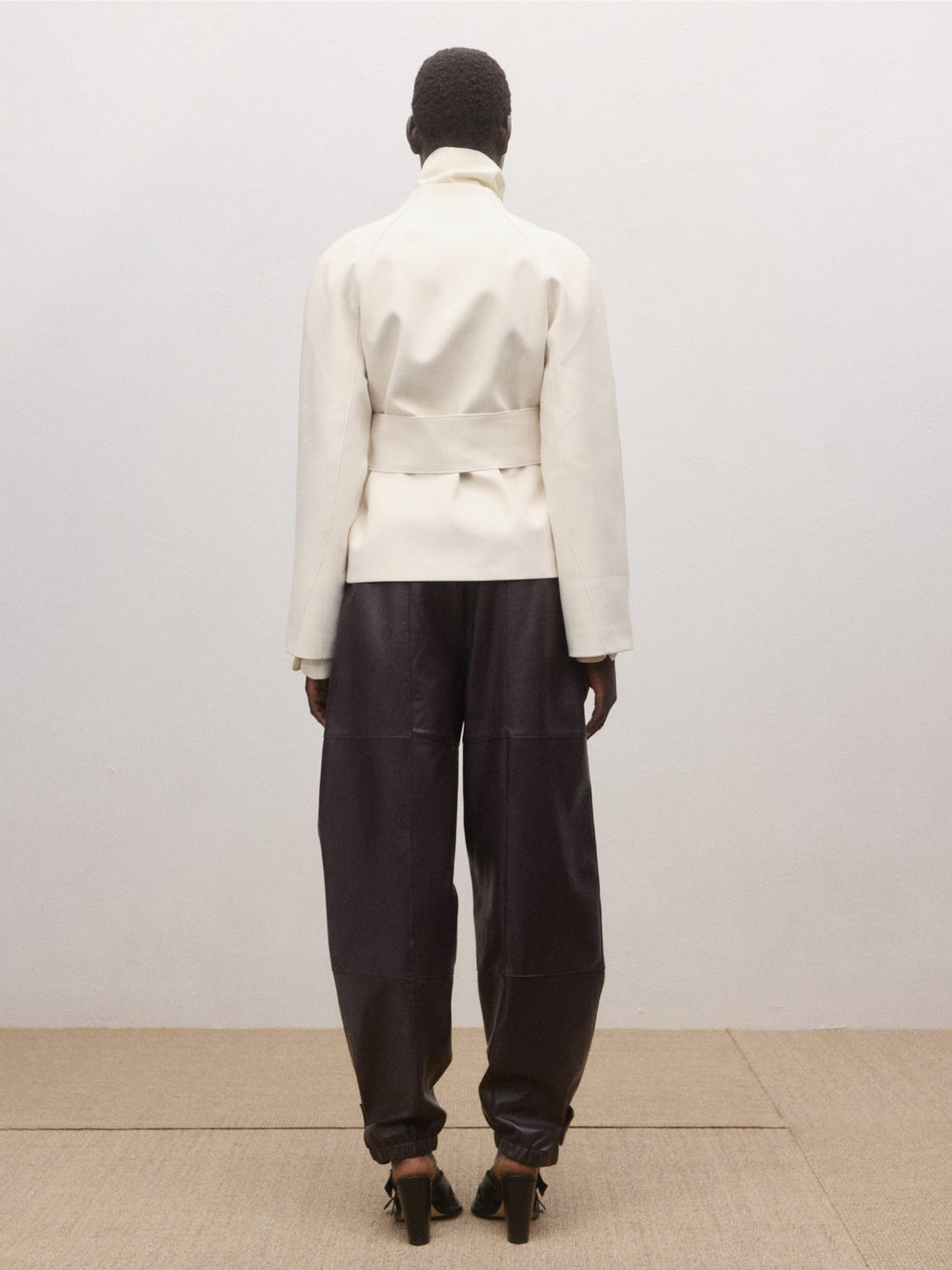 Демісезонна куртка MANGO модель 27084448_5 Фото