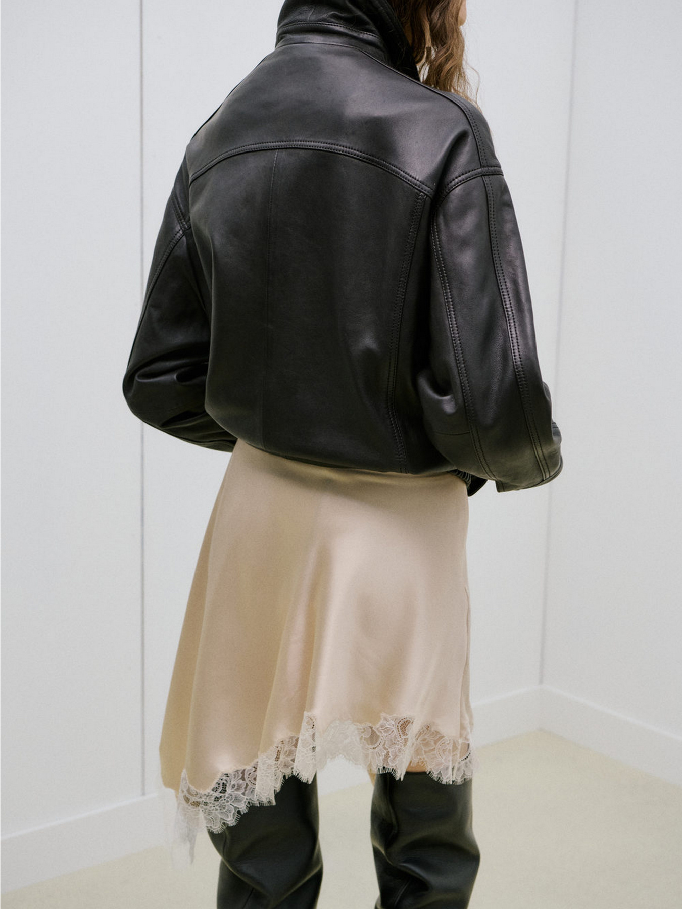 Спідниця міні MANGO модель 27084447_8 Фото