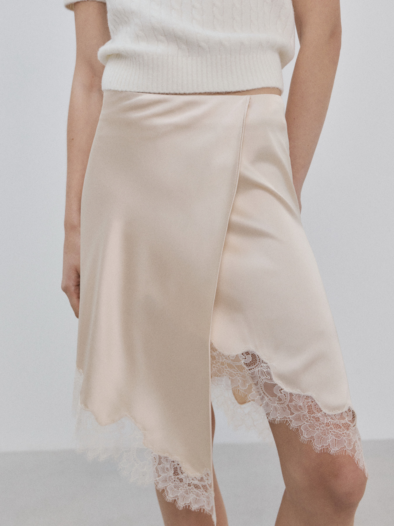 Спідниця міні MANGO модель 27084447_8 Фото