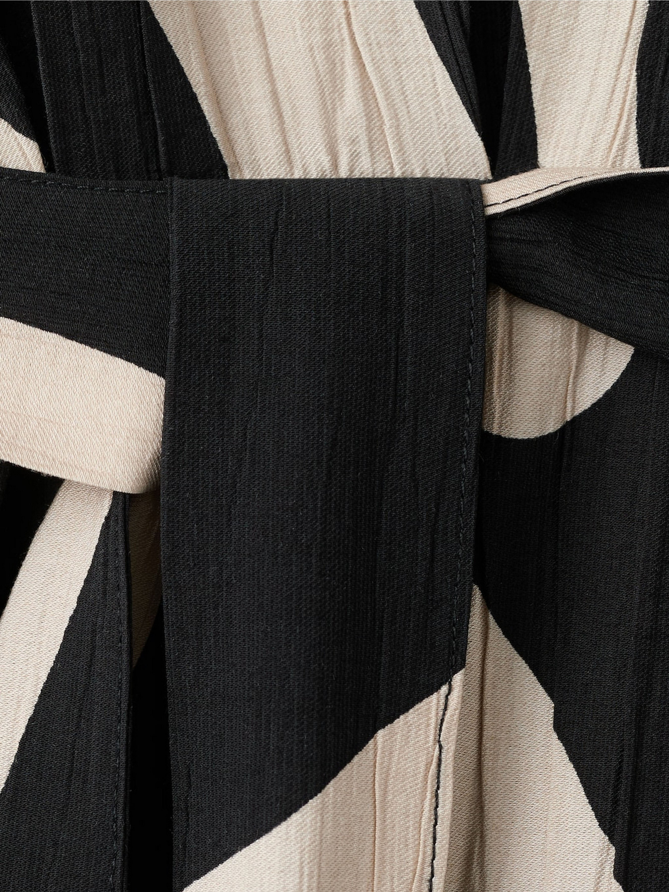 Сукня міді MANGO модель 27005839_99 Фото