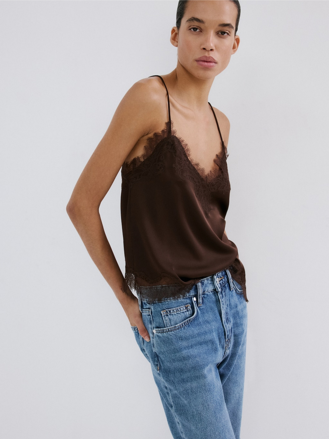 Прямые джинсы MANGO модель 27004106_TM Фото