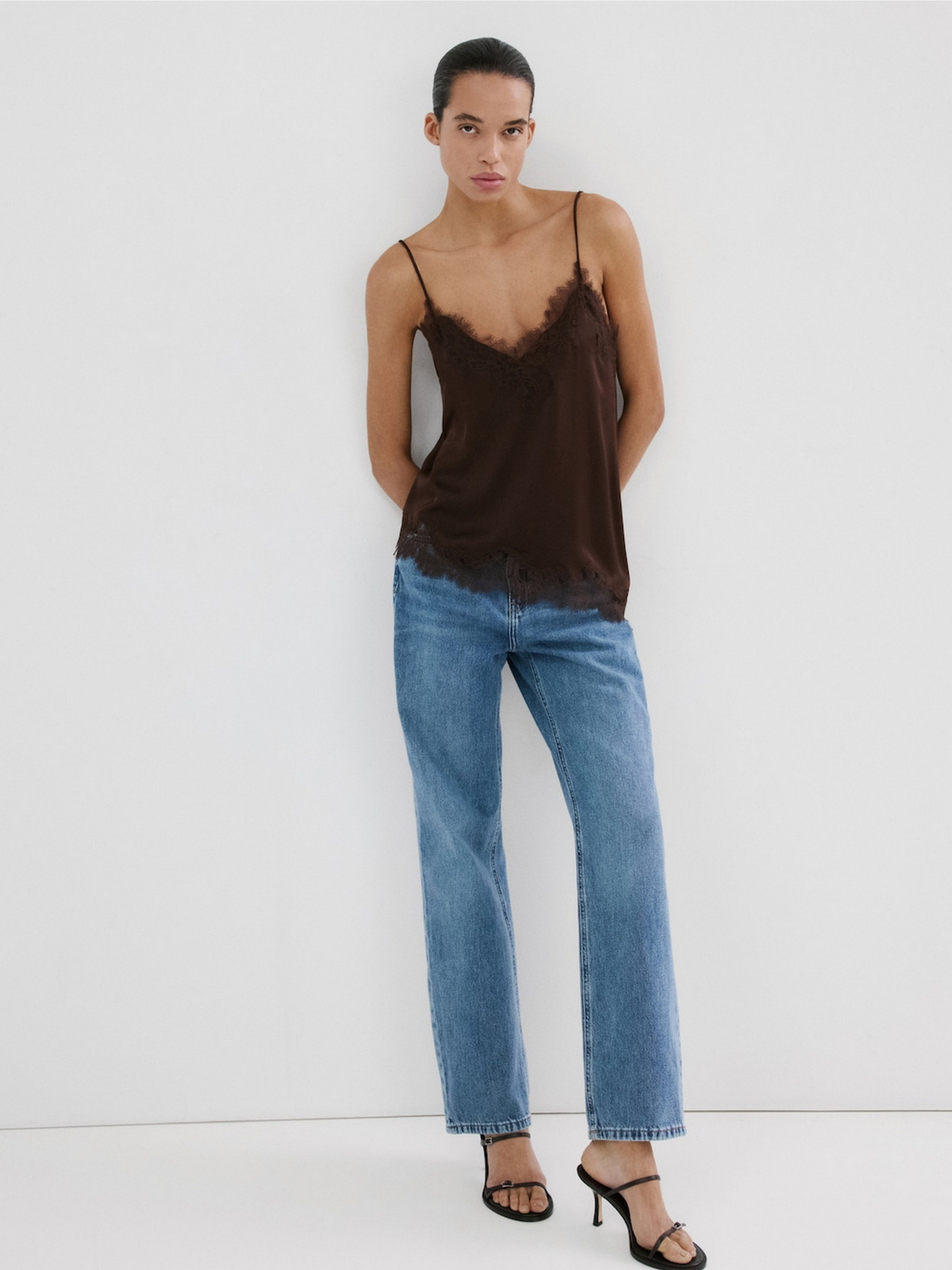 Прямые джинсы MANGO модель 27004106_TM Фото