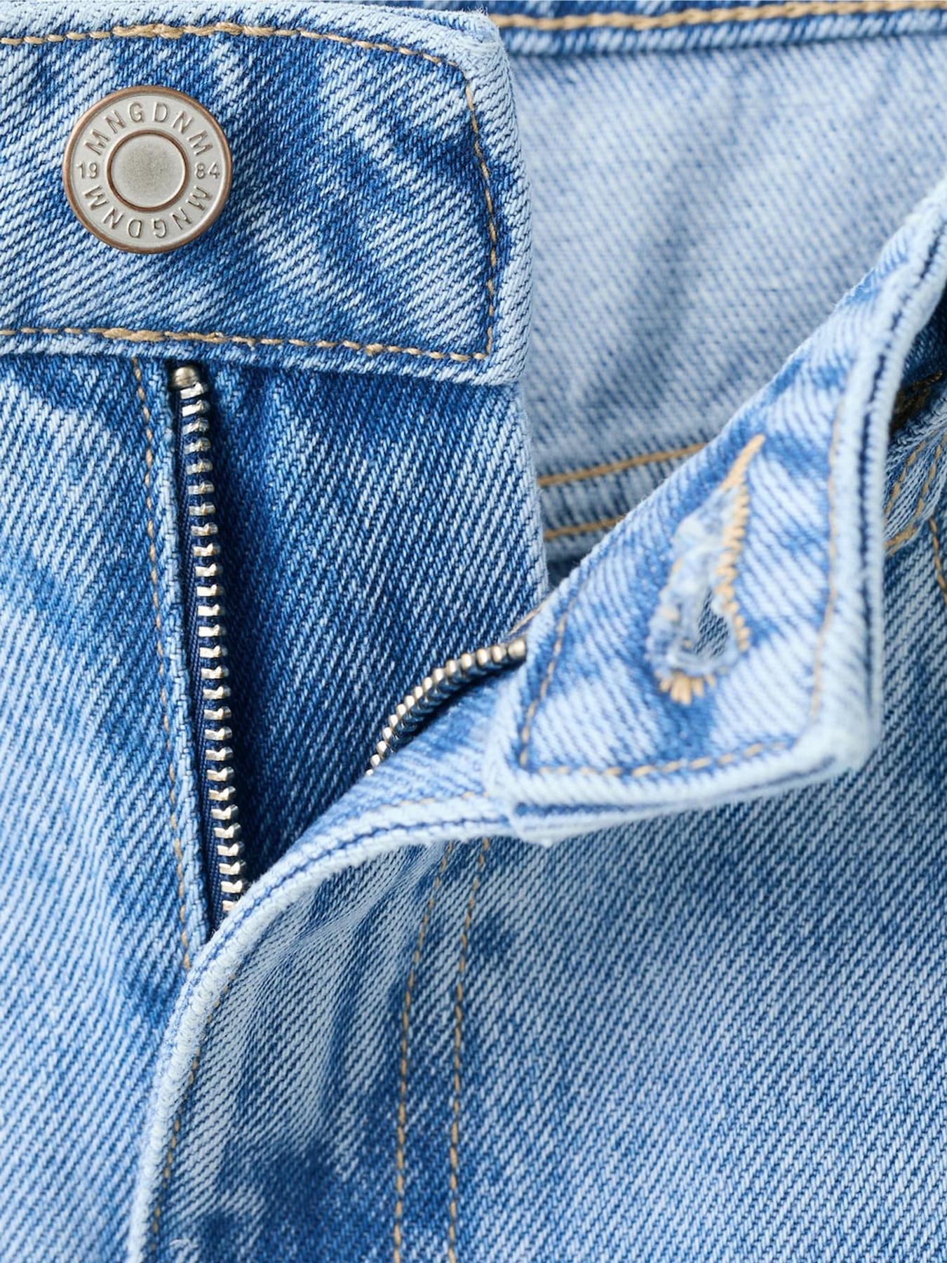 Джинсы мом MANGO модель 27034074_TM Фото