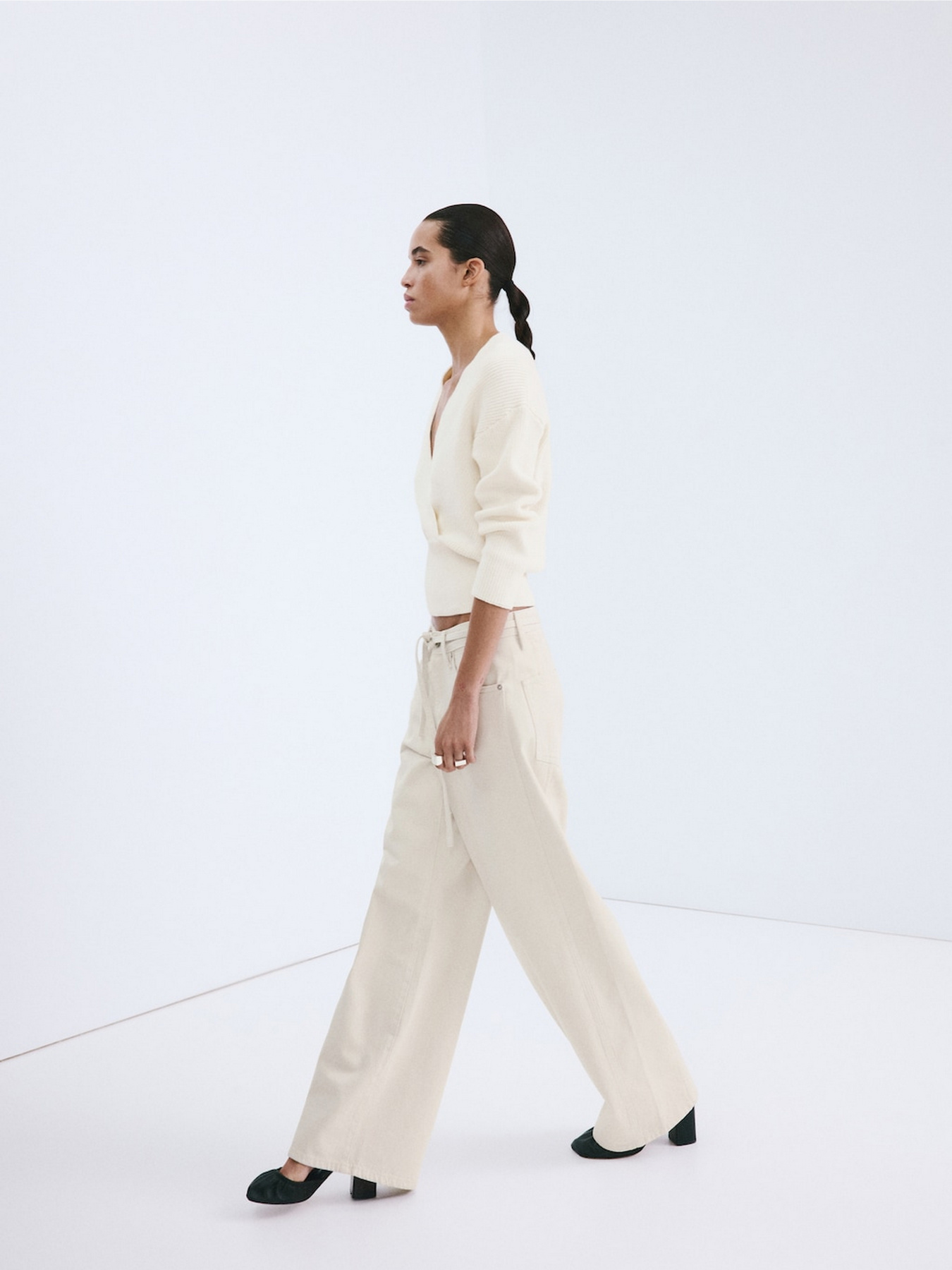 Широкі джинси MANGO модель 27025824_6 Фото