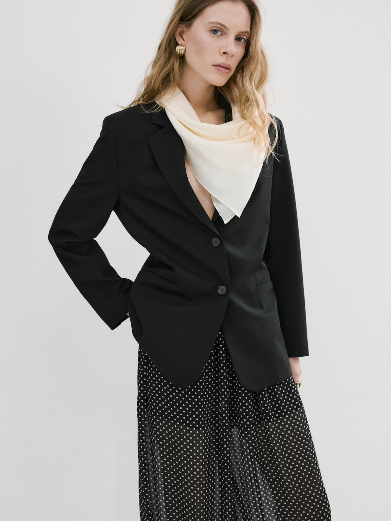 MANGO модель 27055829_99 Фото