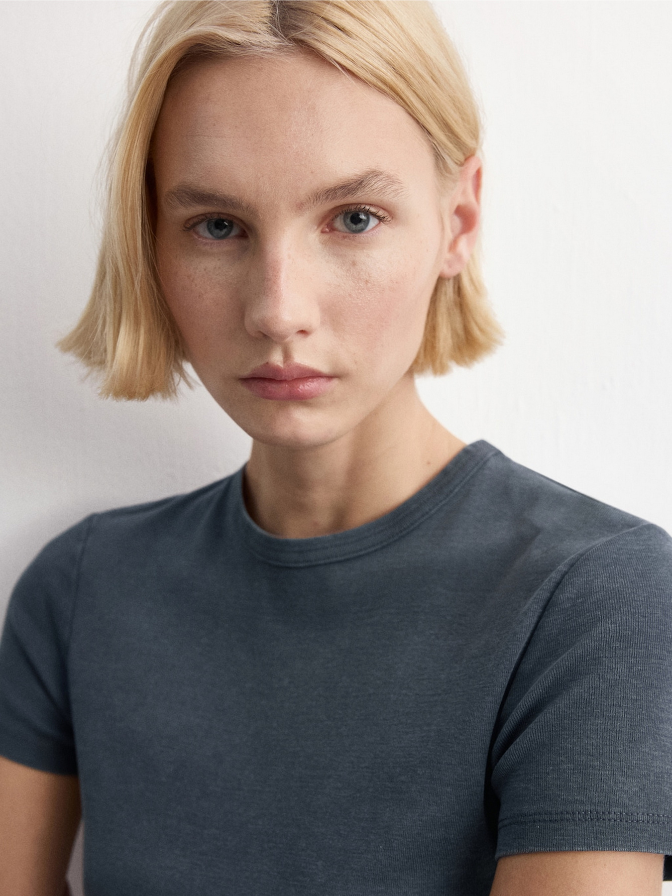 Футболка MANGO модель 27035824_52 Фото