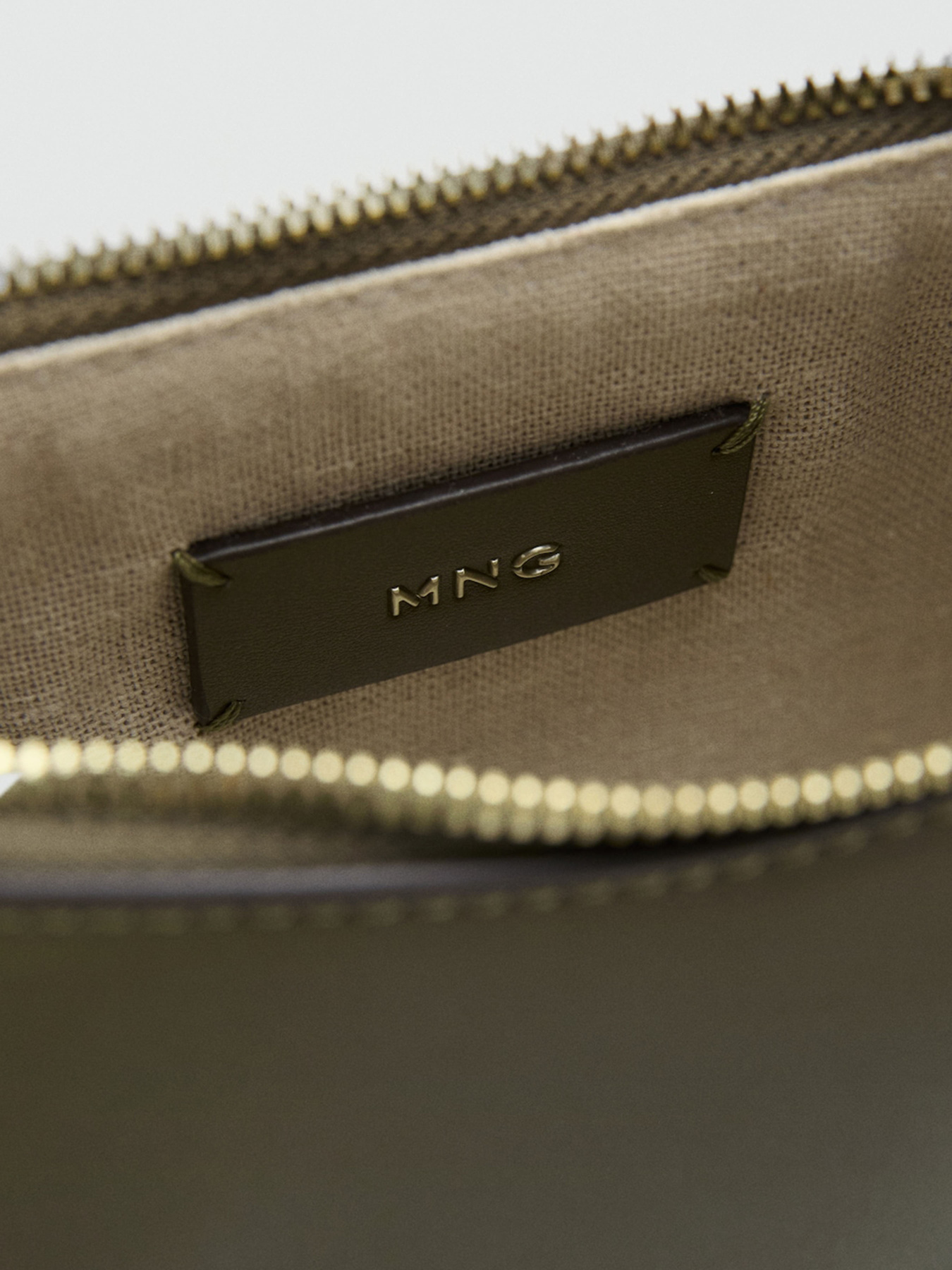 MANGO модель 27075817_37 Фото