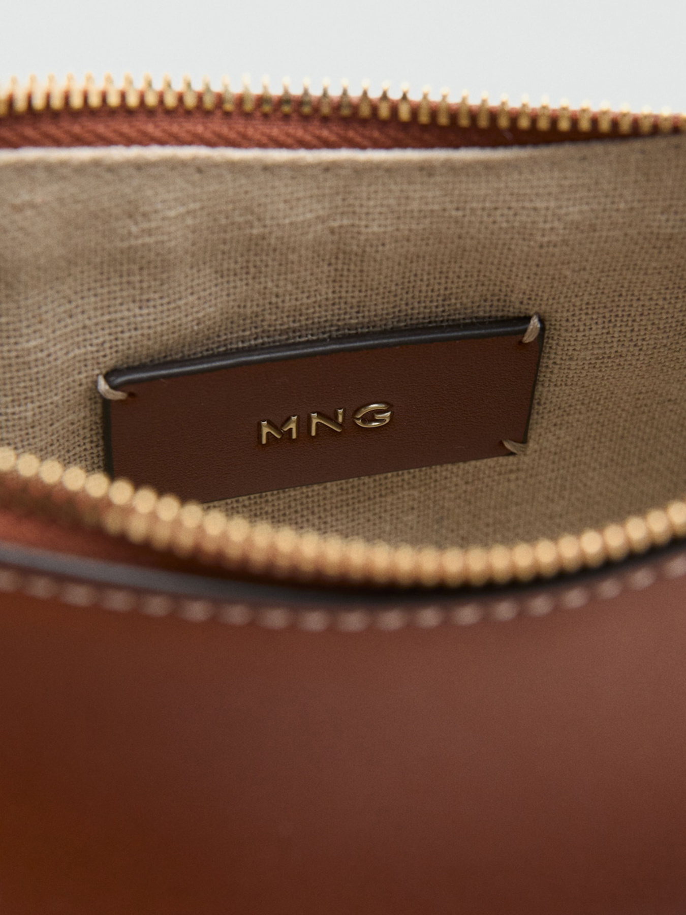 Хобо MANGO модель 27075817_CU Фото