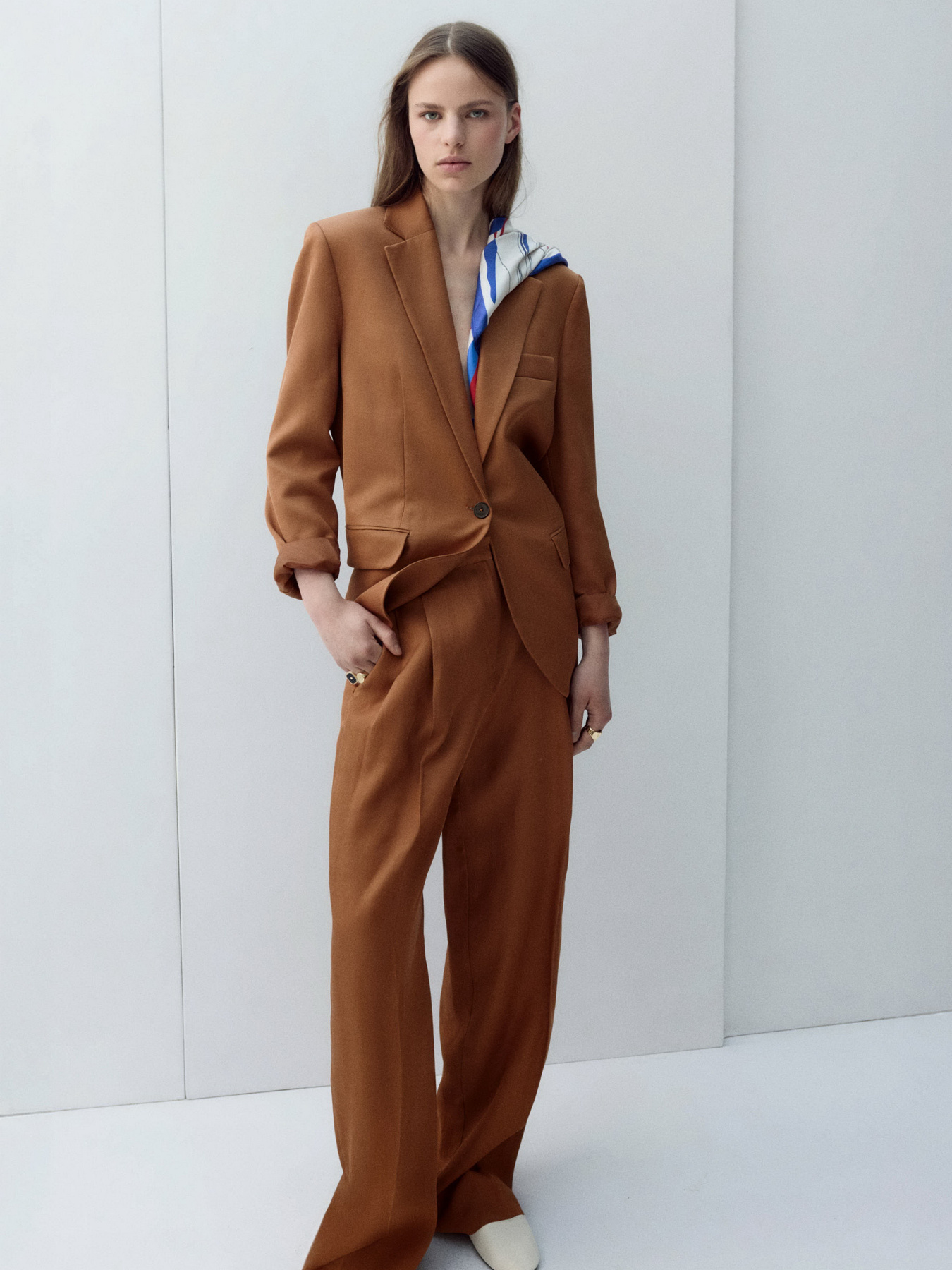 Пиджаки MANGO MINESOTA модель 27027162_79 Фото