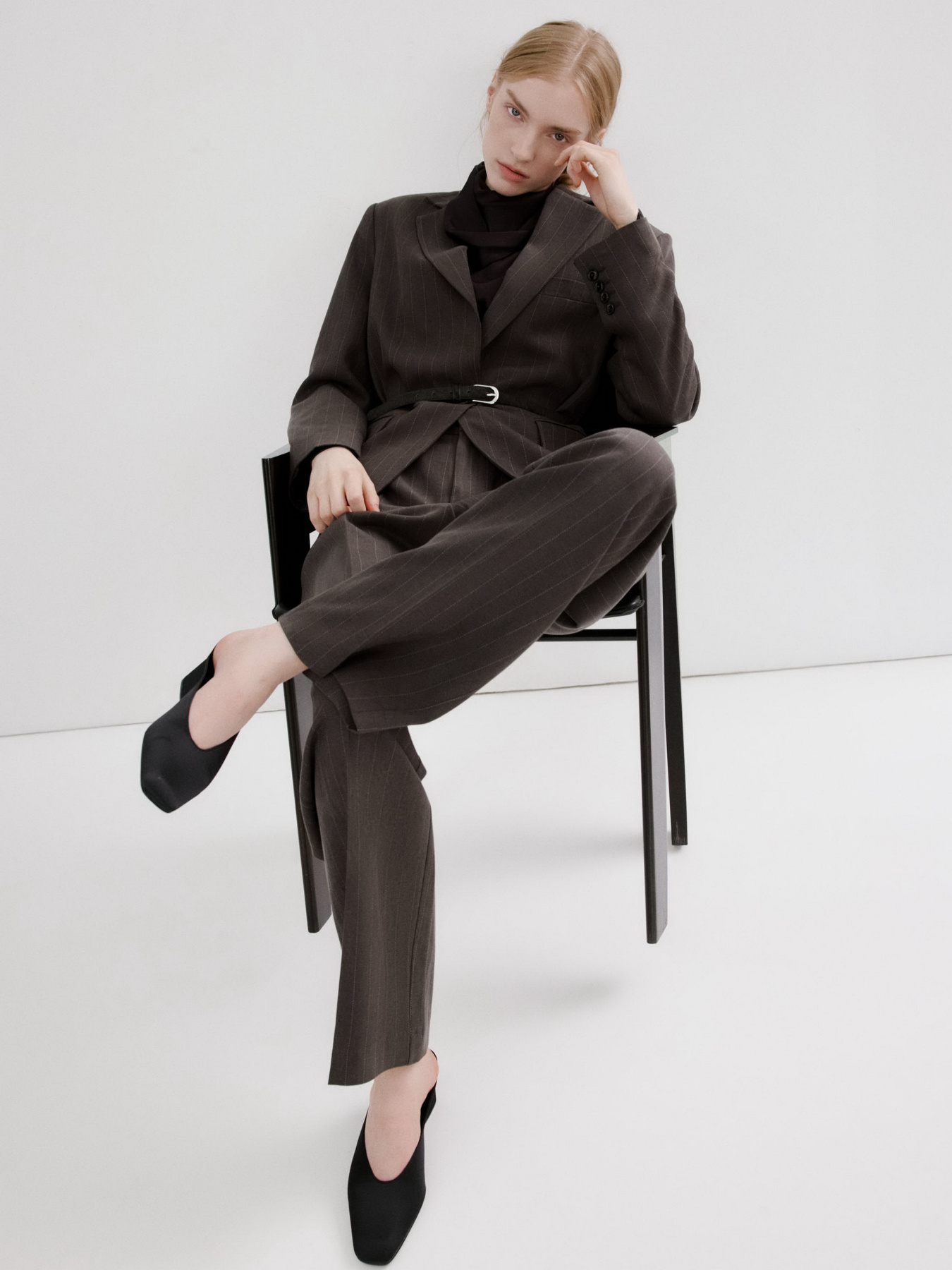 Брюки MANGO VBBALI модель 27026357_32 Фото