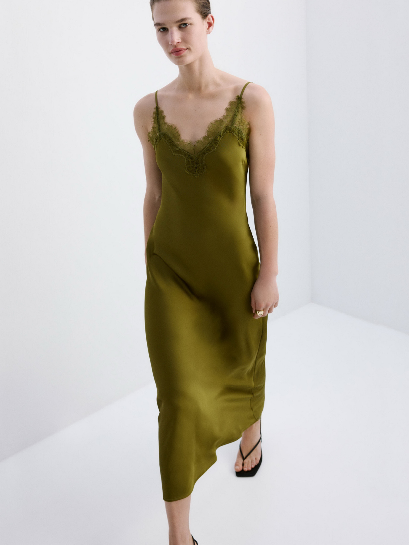 Платья MANGO EASY модель 27007168_43 Фото