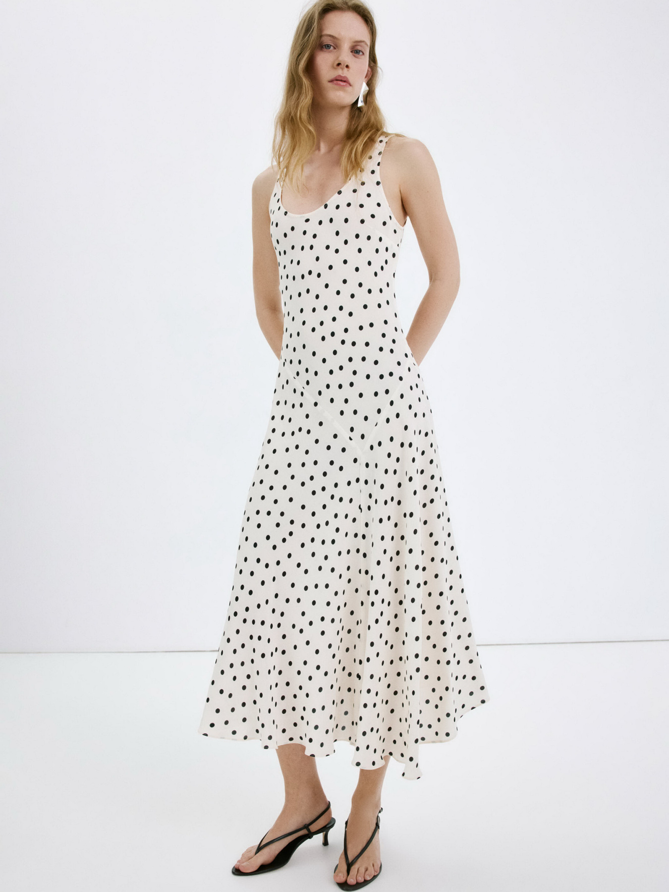 Платья MANGO TABY2 модель 27047933_2 Фото