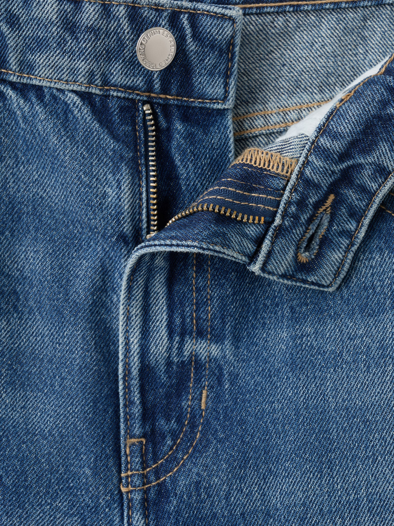 Джинсы MANGO BELLE модель 27087148_TM Фото