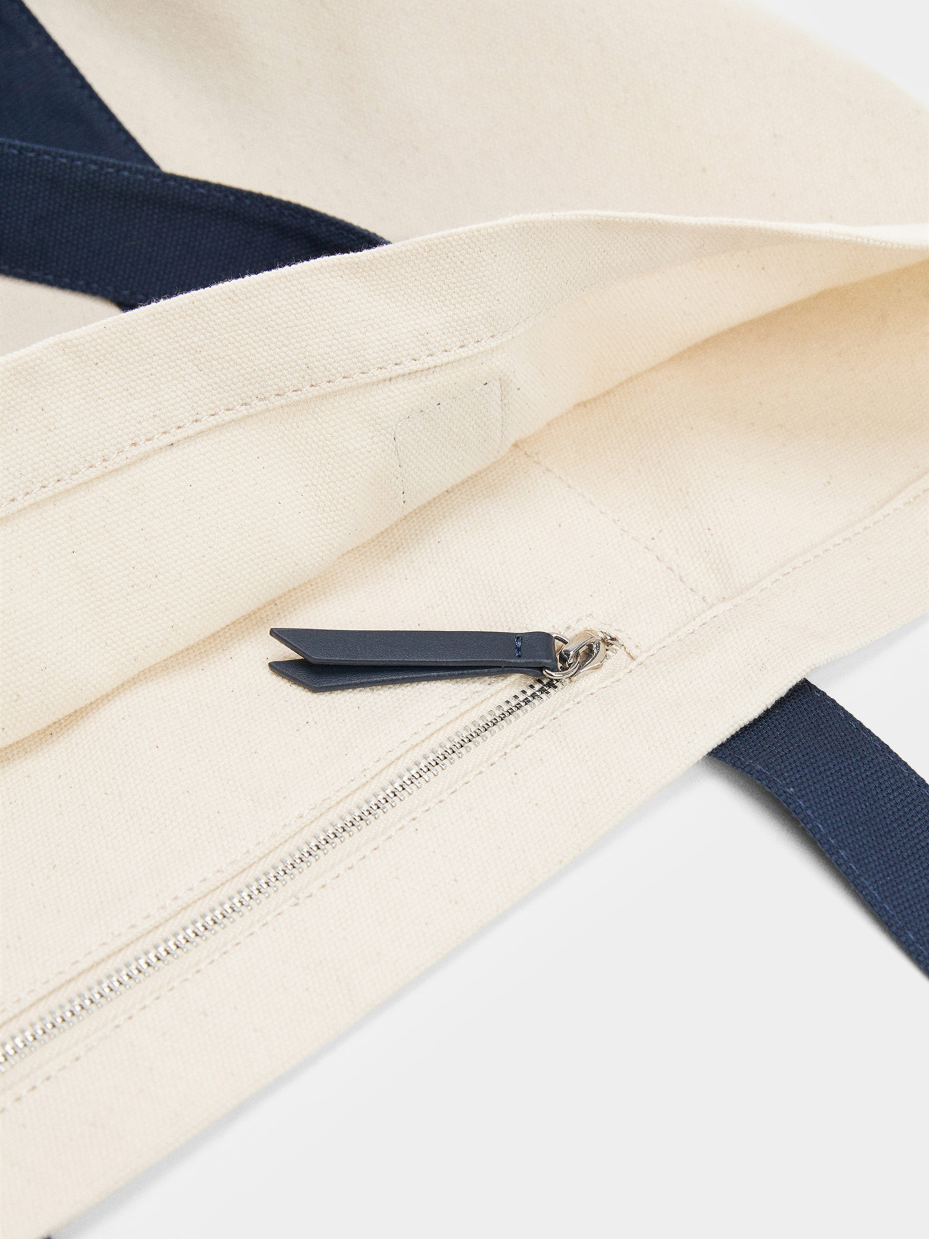 Шопер MANGO Classic модель 67043266_56 Шопер MANGO Classic модель 67043266_56 Фото