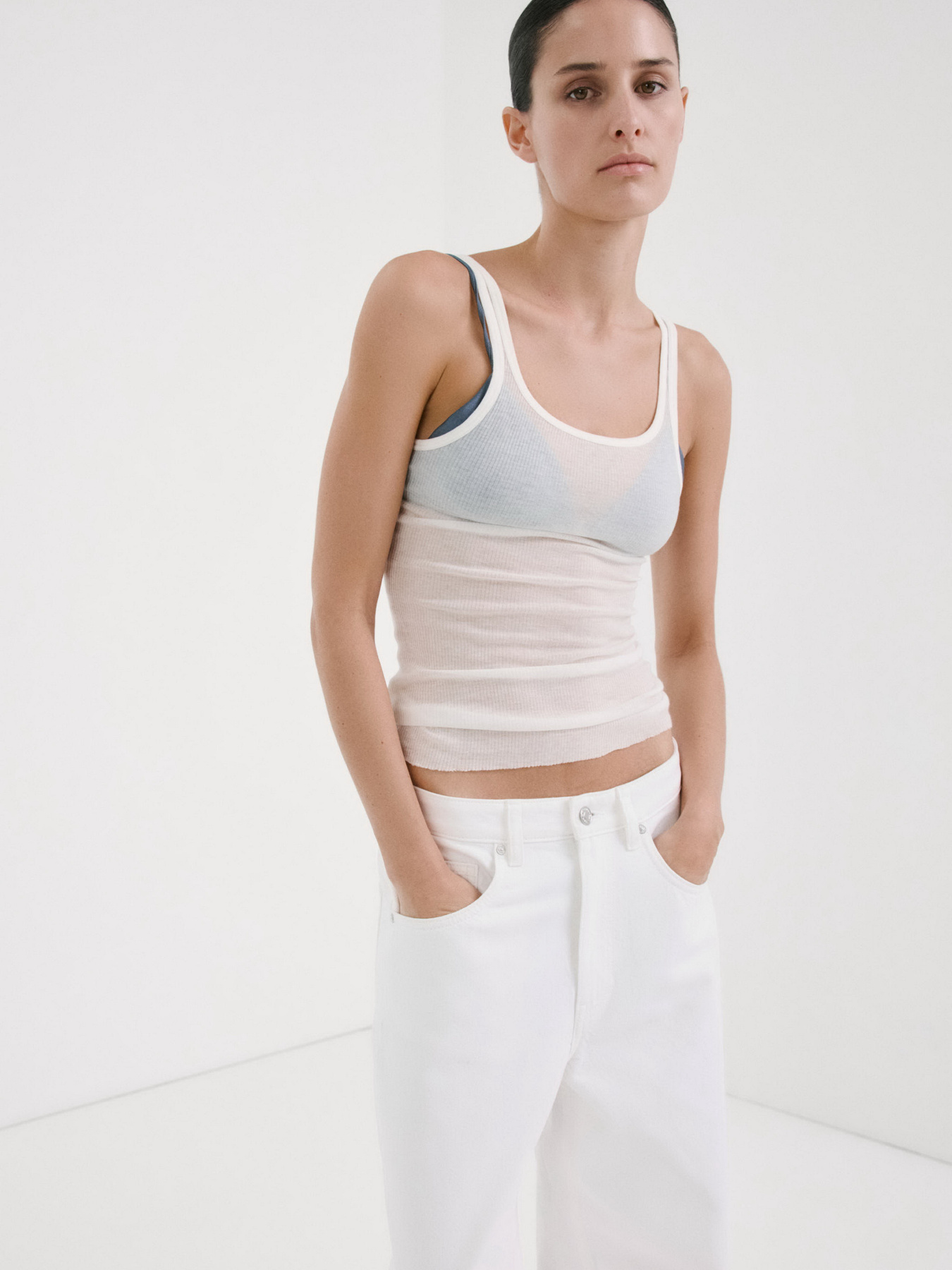 Джинсы MANGO KIKA модель 27027142_1 Фото