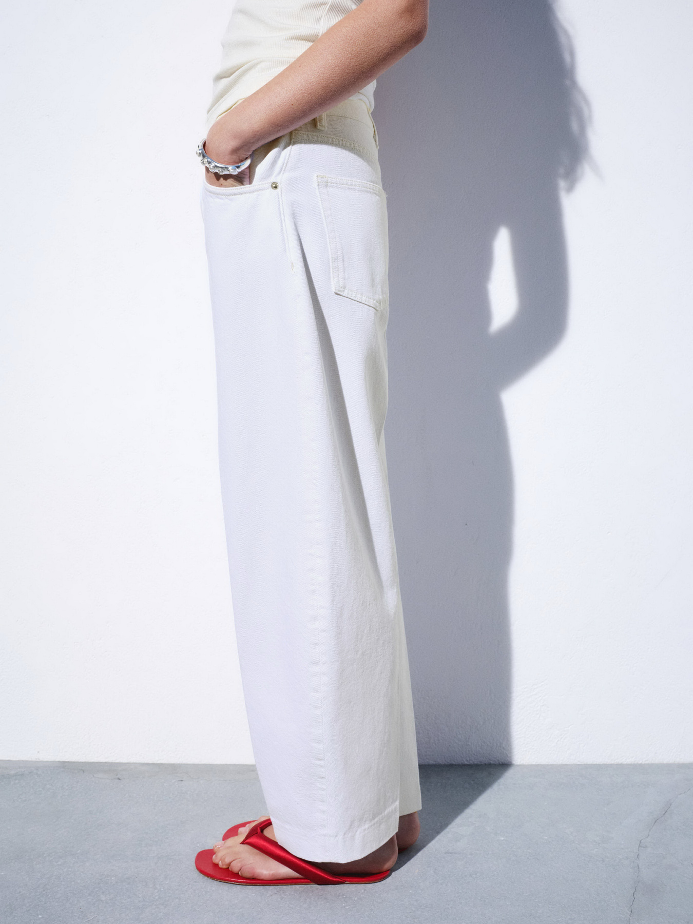 Джинсы MANGO LEENA модель 27067796_2 Фото