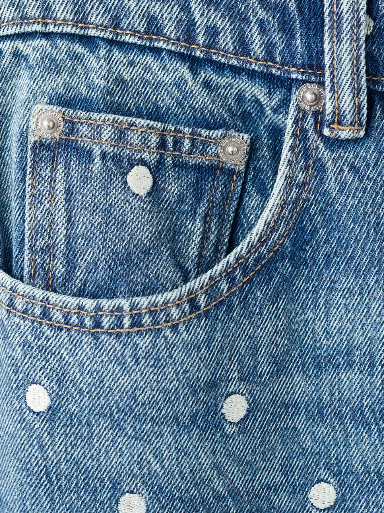 Джинсы MANGO LUNARES модель 27097137_TM Фото