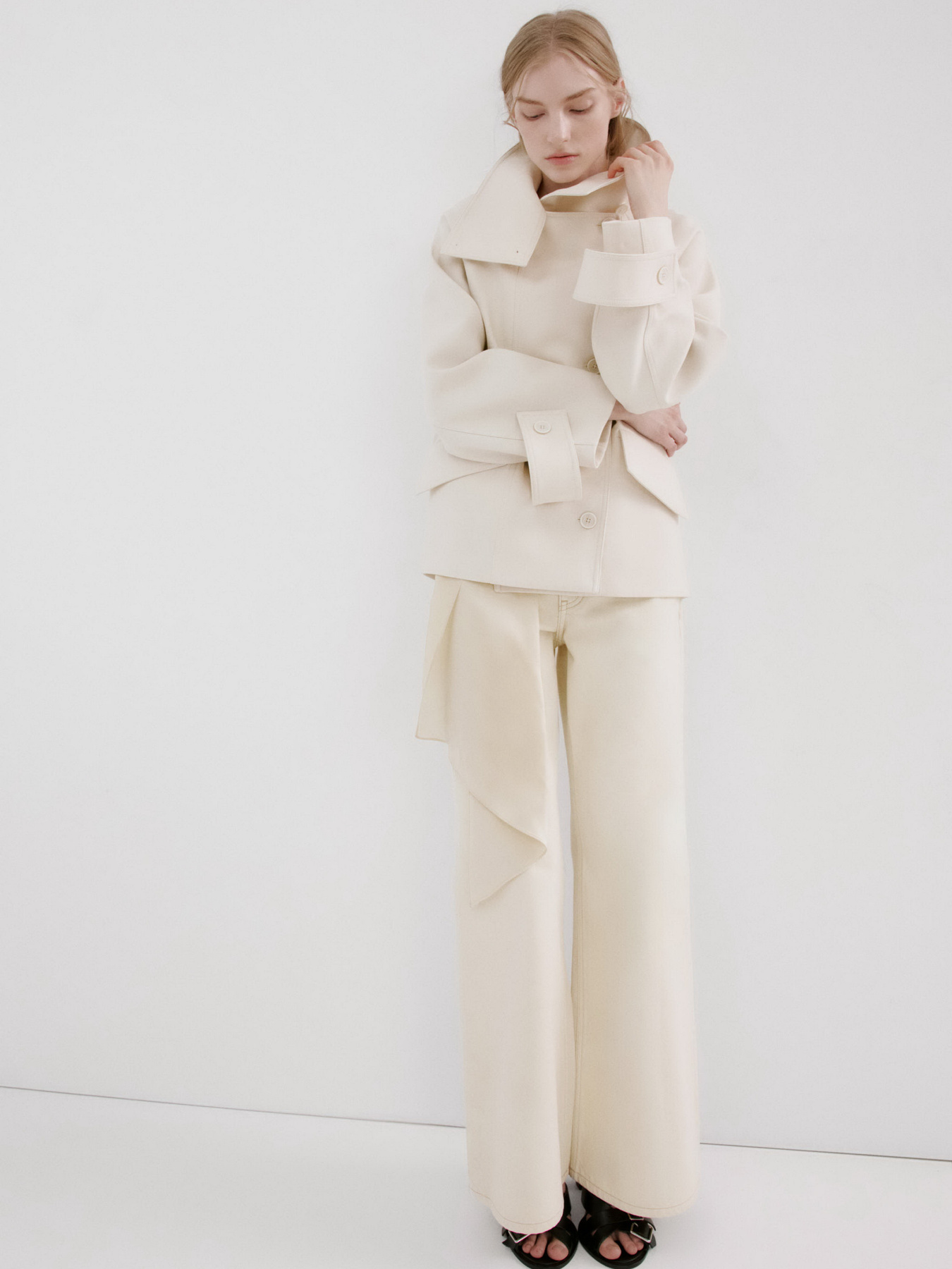 Джинсы MANGO THEITA модель 27015826_5 Фото