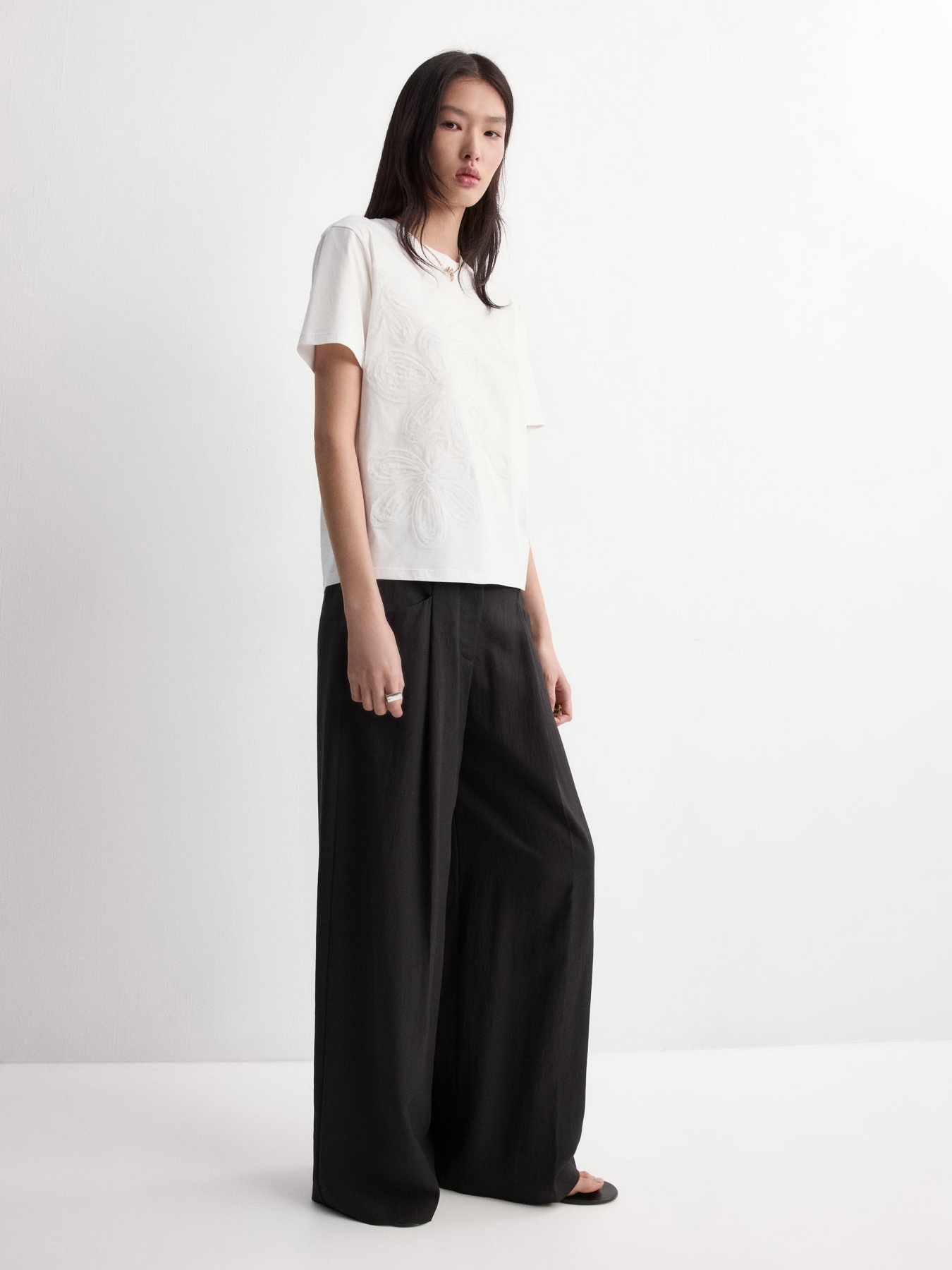 Футболки і поло MANGO JAZMIN модель 27005832_2 Фото