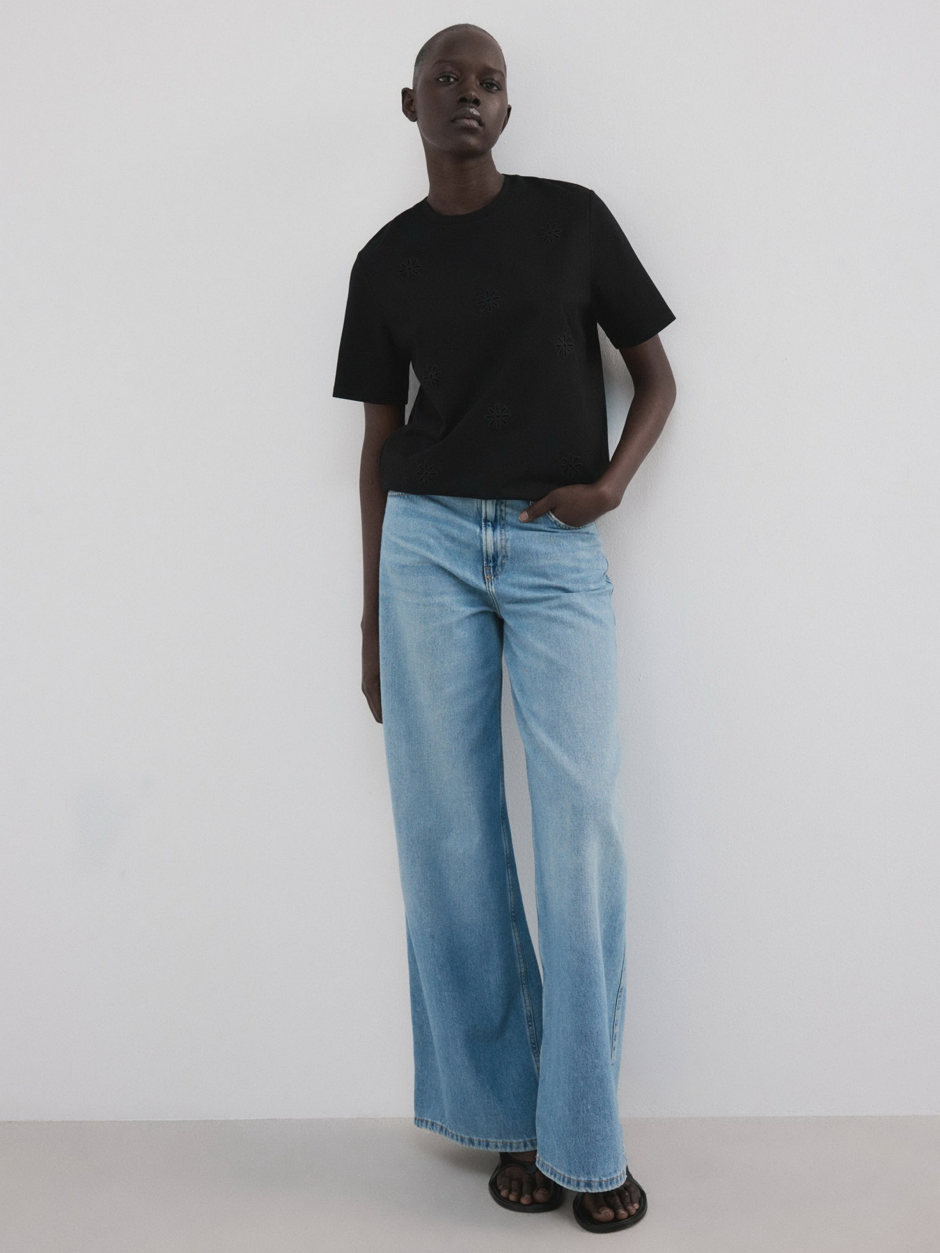 Футболки и поло MANGO FLORI модель 27077152_99 Фото